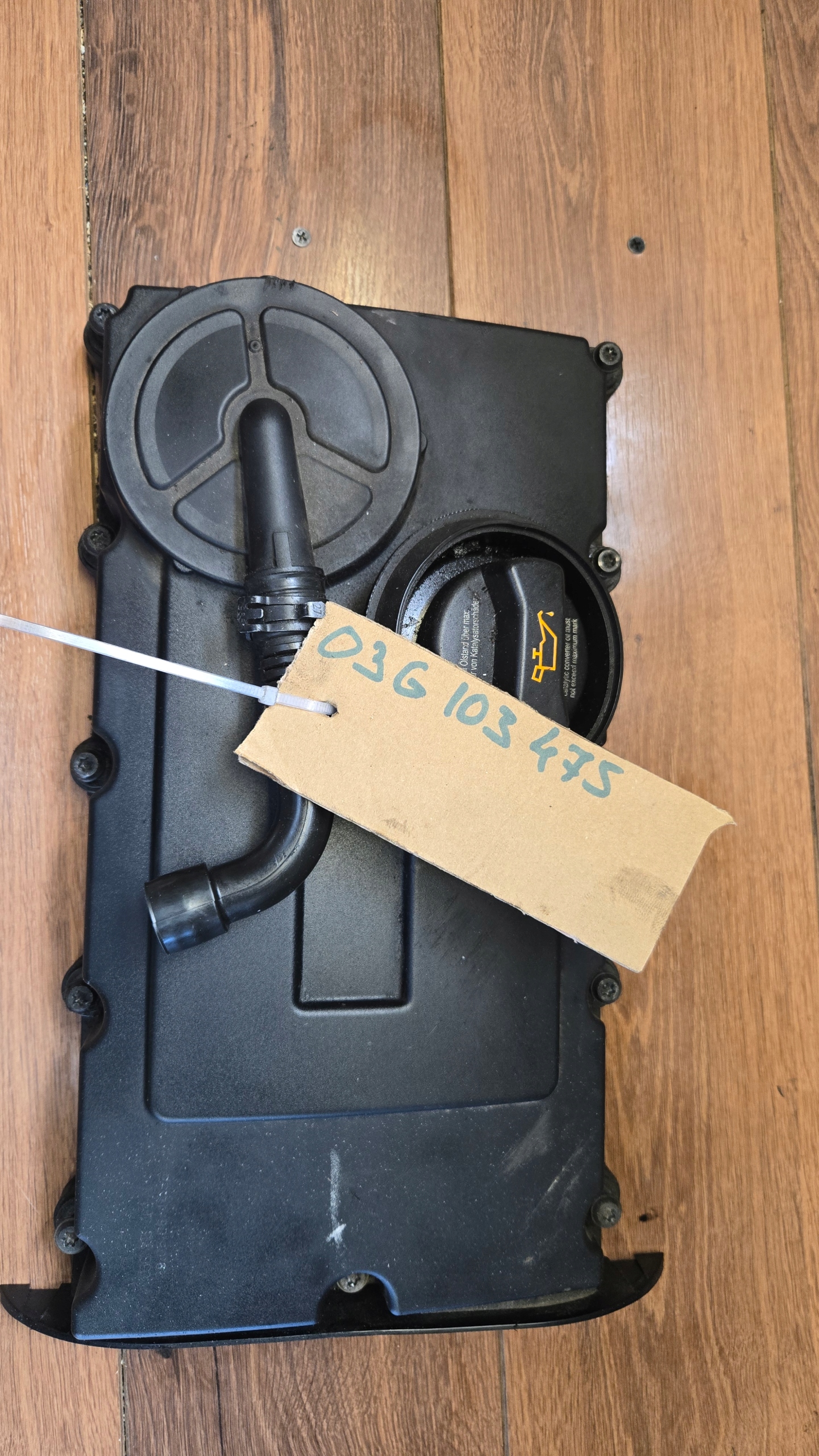 VW TOURAN 1T 03- 2.0TDI 140KM BKD Abdeckung der Ventile 03G103475