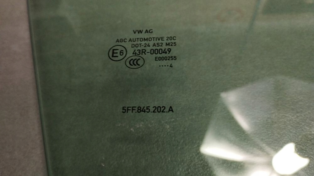 Cupra Formentor window door right front 5FF845202A 2024