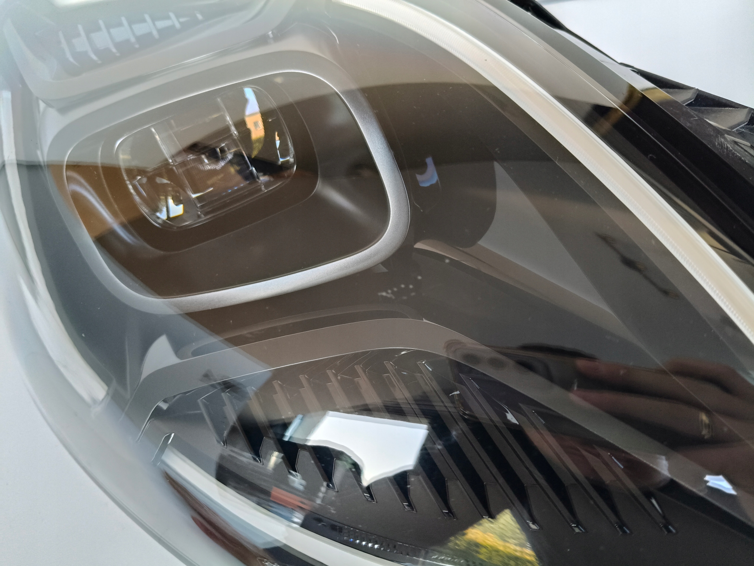 light right REFLEKTOR FORD PUMA 23- LIFT LED