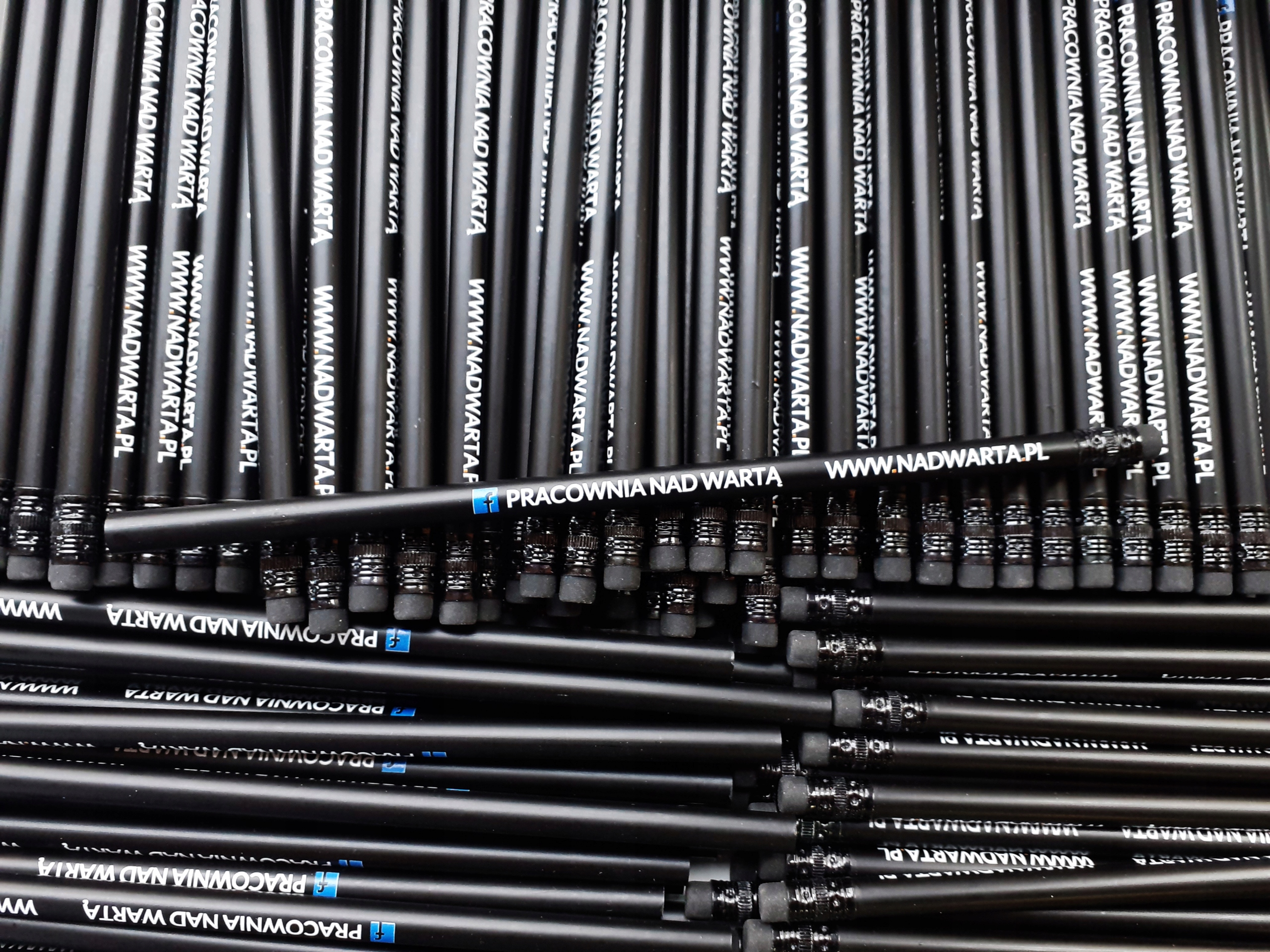 Ołówek czarny z nadrukiem LOGO 100 szt. Marka inna