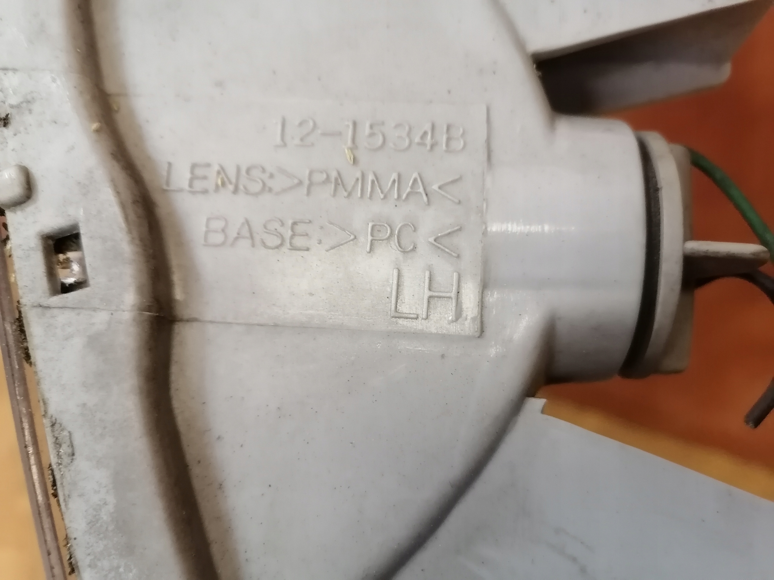 Blinkerleuchte links oder rechts MAZDA 323F