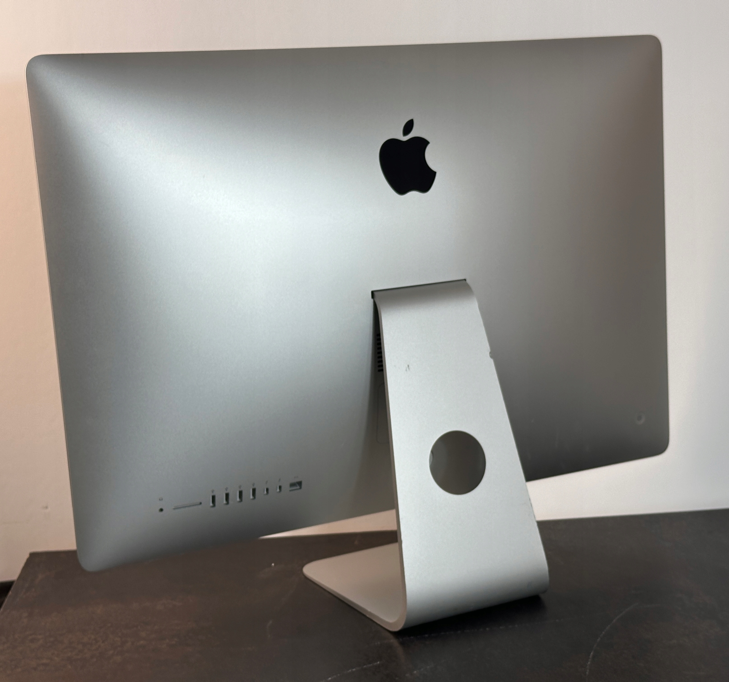 Premium Komputer Apple IMAC Monitor 27" 16GB Rozdzielczość 5k TYTAN PRACY! Typ pamięci RAM DDR4