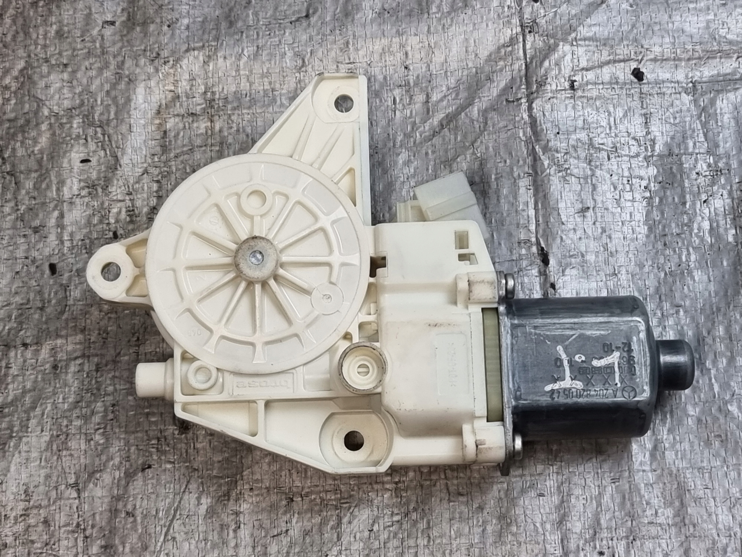 mini motor windows left rear part OE A2048200542 MERCEDES E KLASA W212 13r