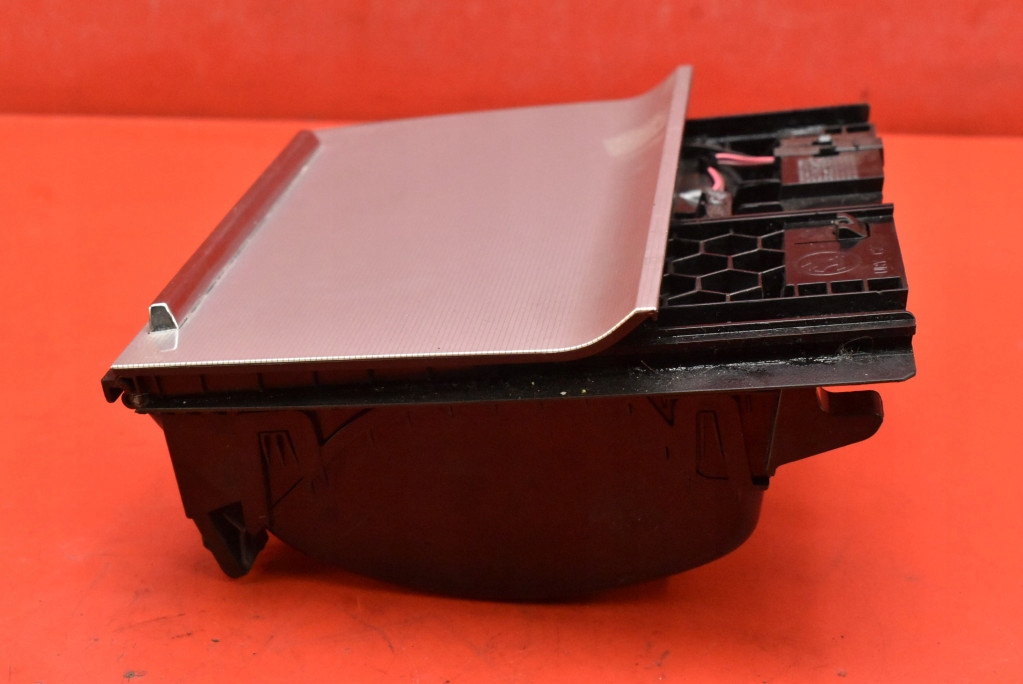 Handschuhfach mitte 5E1863077 SKODA OCTAVIA 3 III 13-17