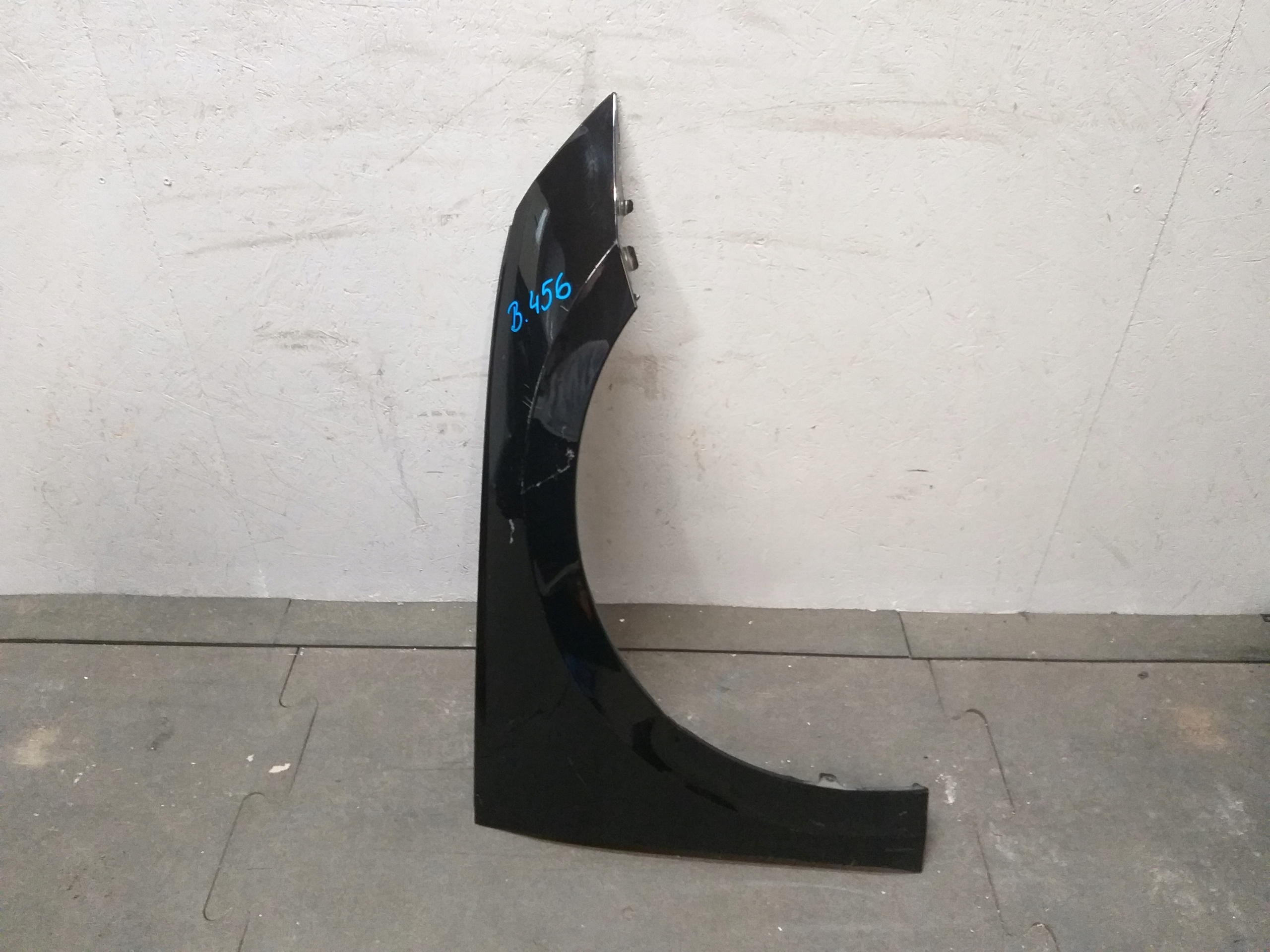 PARAFANGO ANTERIORE DESTRA SKODA OCTAVIA IV 4