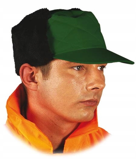

Czapka zimowa z daszkiem uszanka zielona r. 60