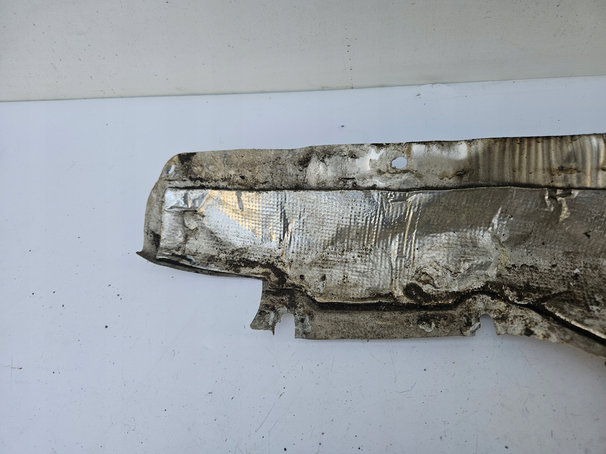 Blende Abdeckung TERMICZNA Blende Abdeckung TERMICZNE TUNELU AUDI V8 D11 AUTOMAT