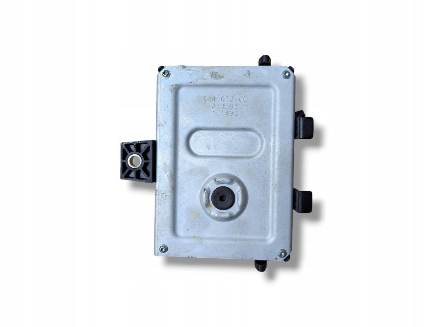 control unit / module of injection pump Opel Astra J 2011 20867260
