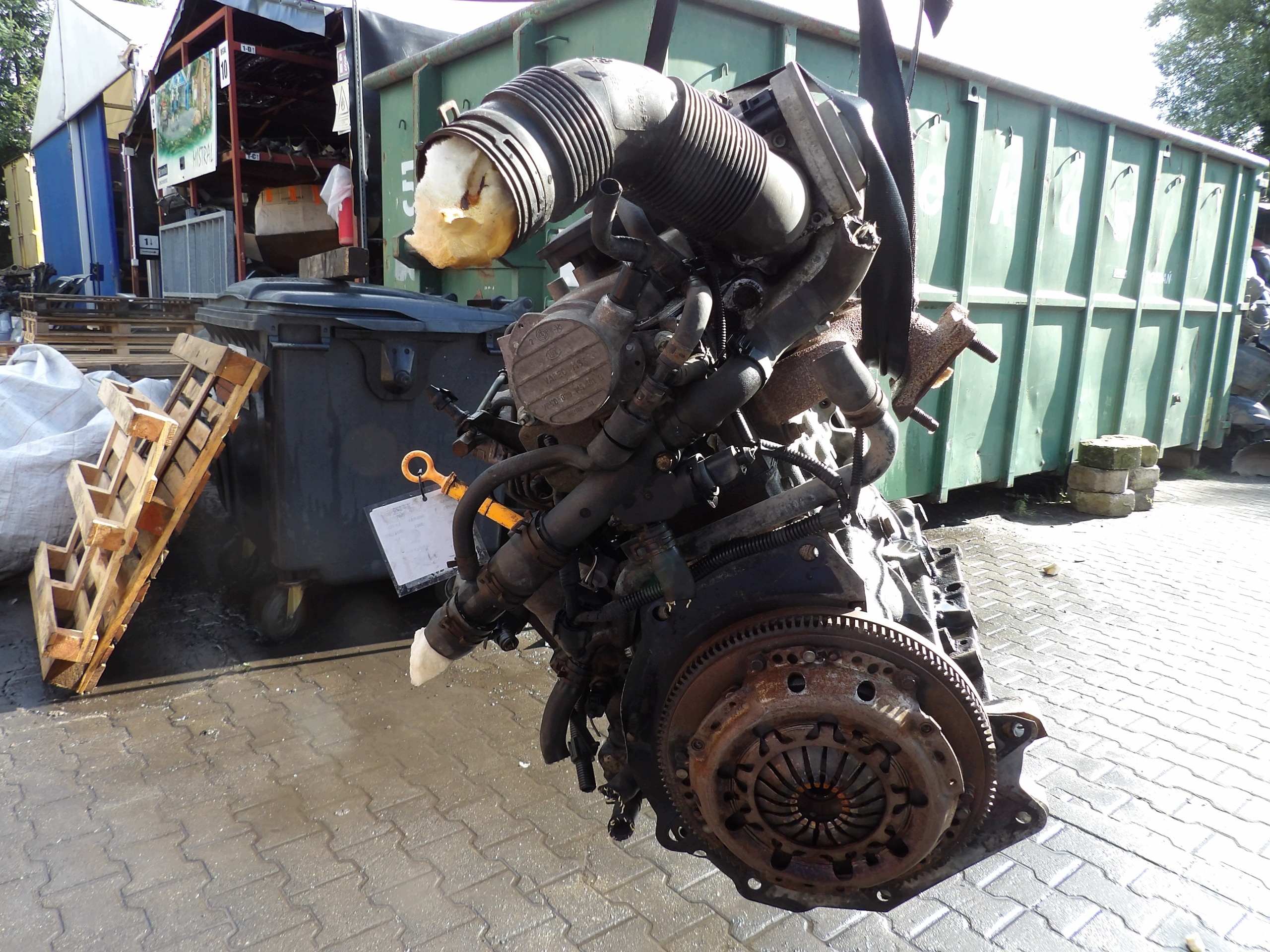 Skoda Fabia and 1,9 sdi engine complete