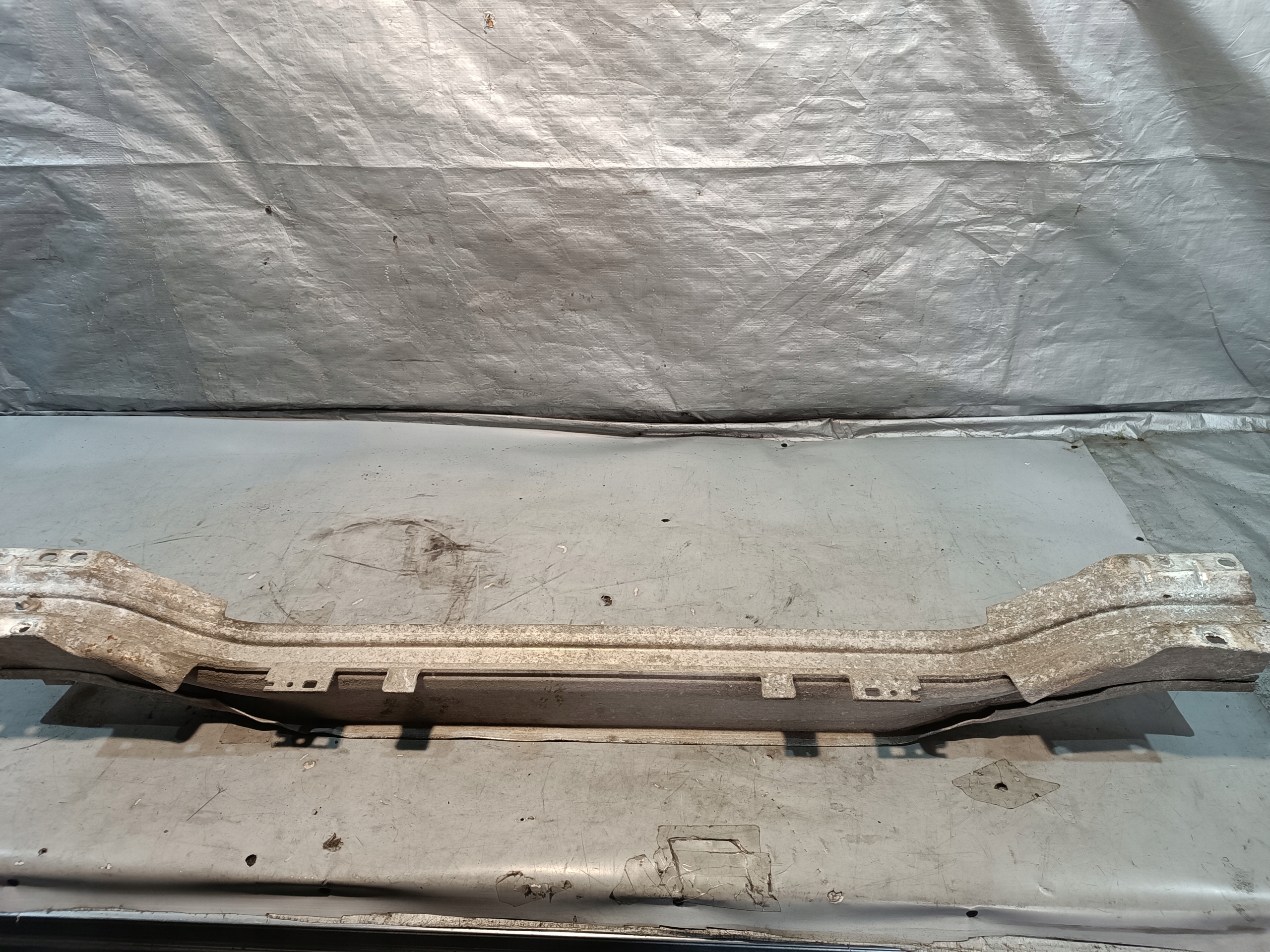bumper support of the rear Opel Astra H