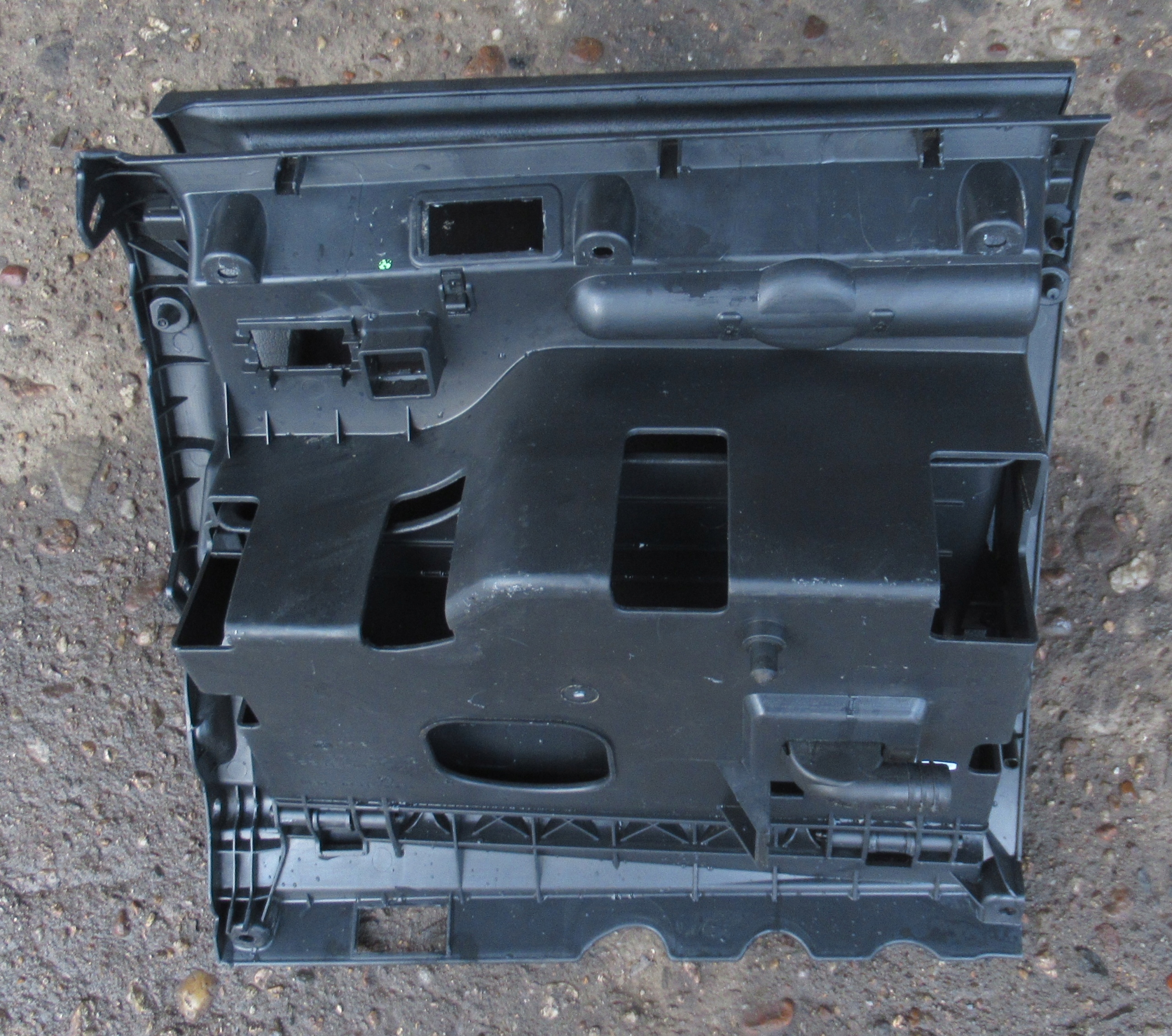 VW GOLF VI+ 12R Handschuhfach des Beifahrers