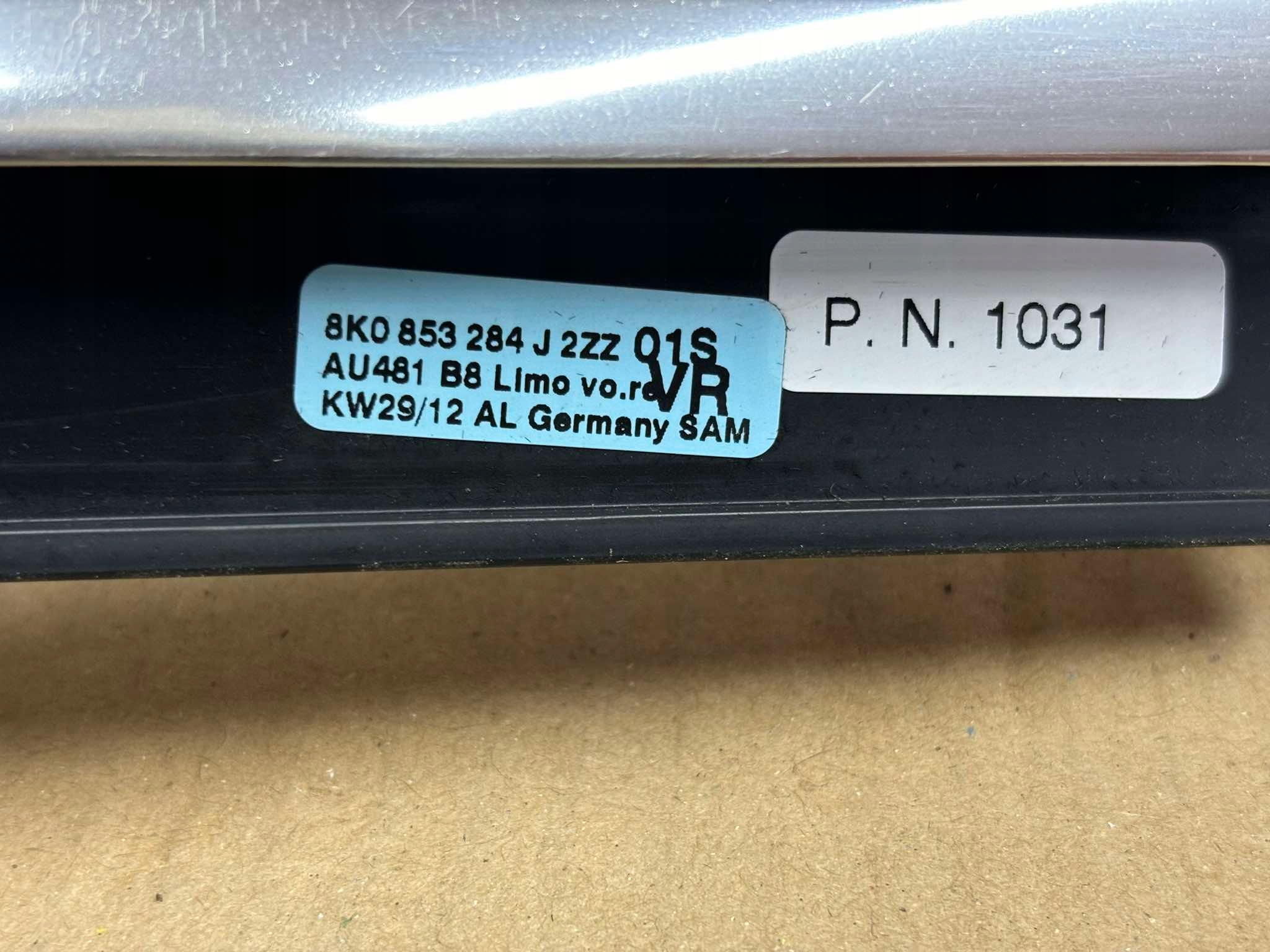moulding dust CHROM right front AUDI A4 B8 8K 8K0853284J
