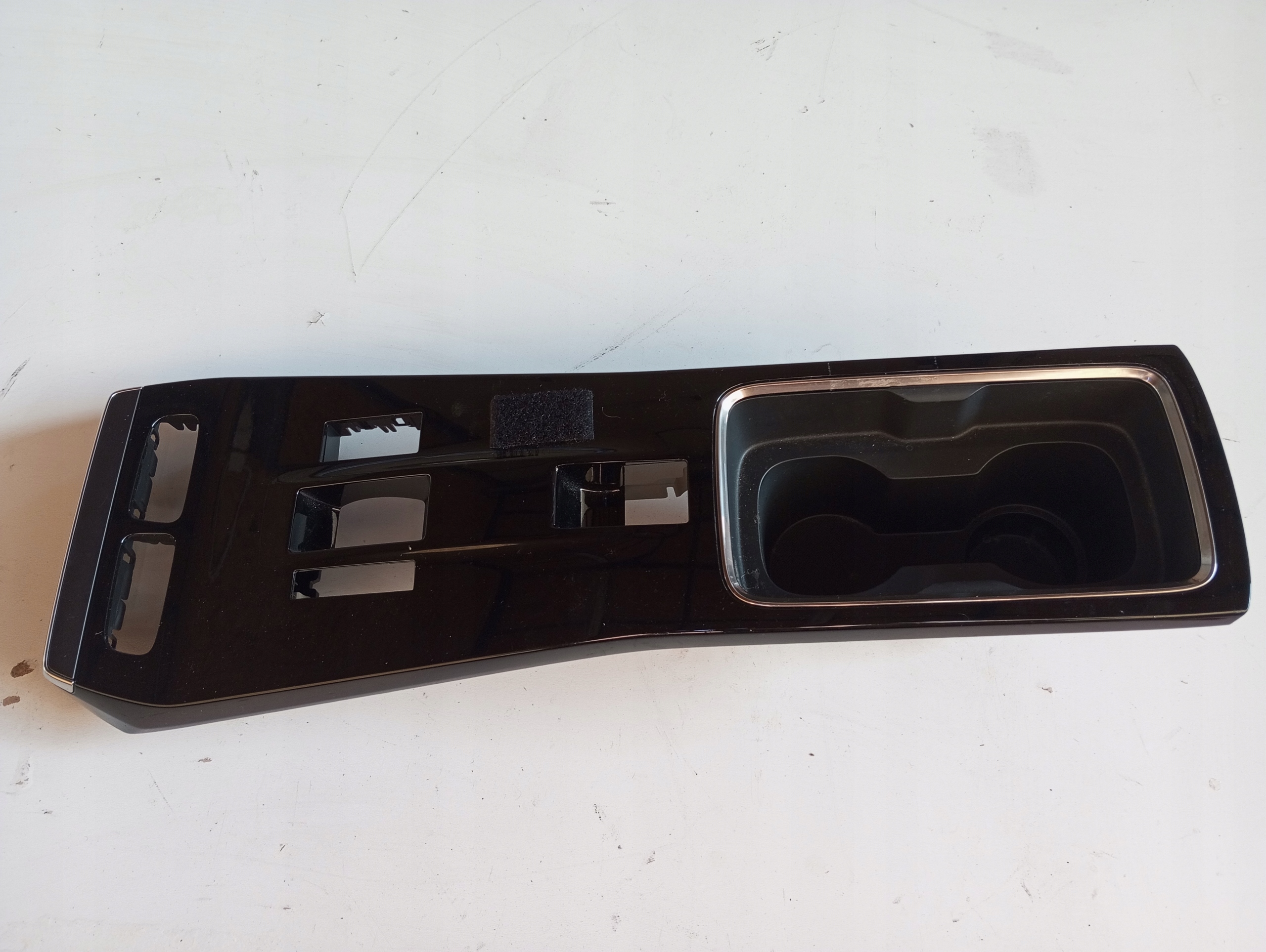frame changes of the gear PANEL TUNEL OPEL MOKKA B 9835015380