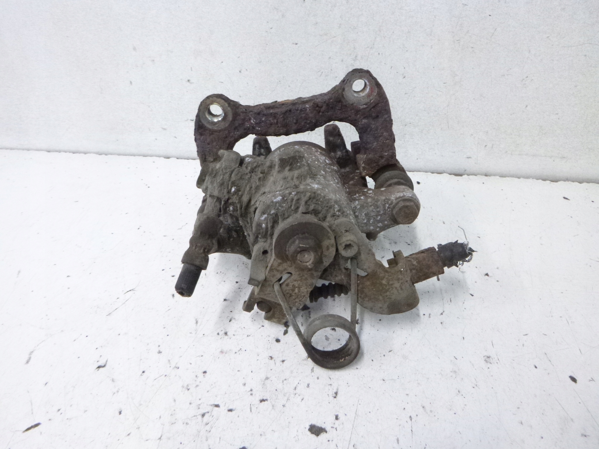 caliper brake rear part left Audi A4 B7 1.9 TDI Kombi 2006r.