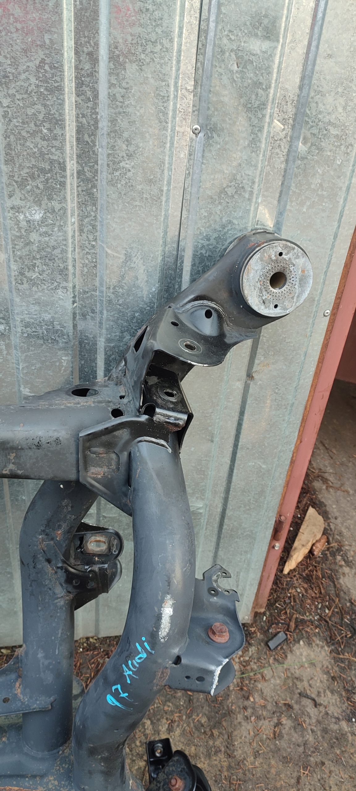 Achsträger hinten Achsträger AUDI Q7 7L0599338A