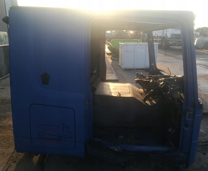 KABINA LS ACTROS MP2 2004 MERCEDES BENZ ACTROS Car type Trucks