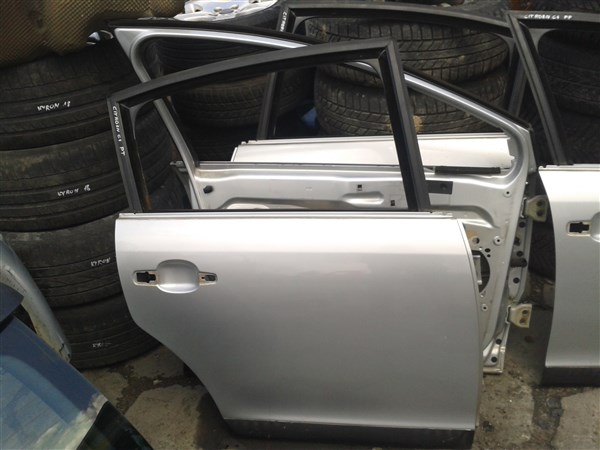 DRZWI PRAWE TYLNE CITROEN C4 I 5D EZR