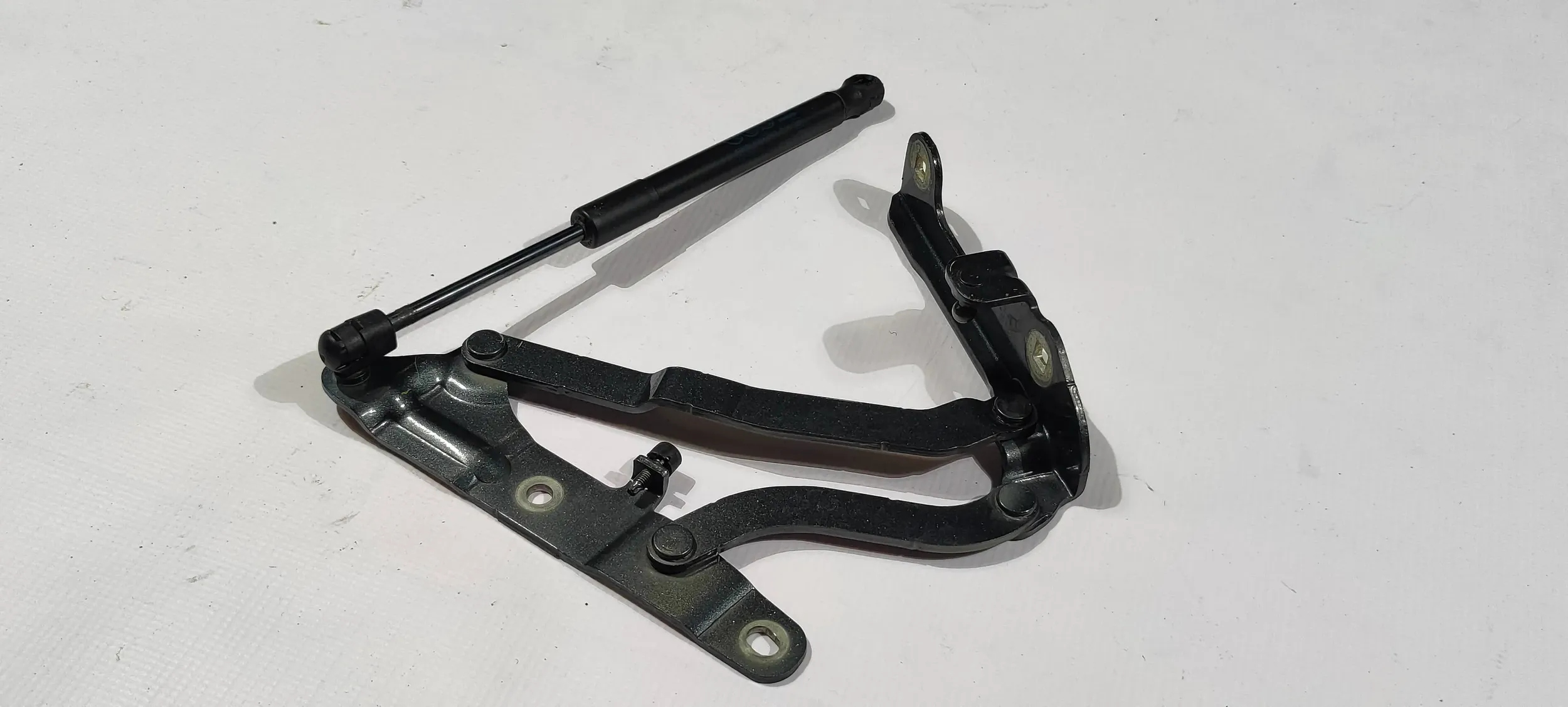 hinge damper bonnet boot left Chevrolet Camaro 2016