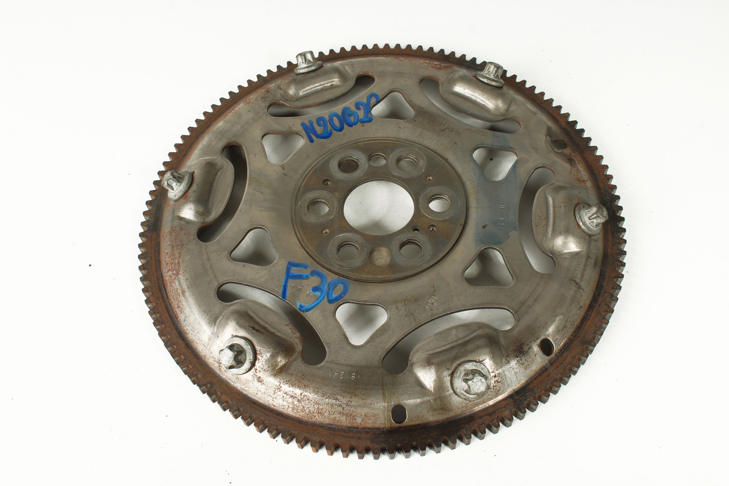 BMW X1 X3 X4 Z4 F07 F10 F20 F22 F30 F32 N20 Koło zamachowe automat 7585146