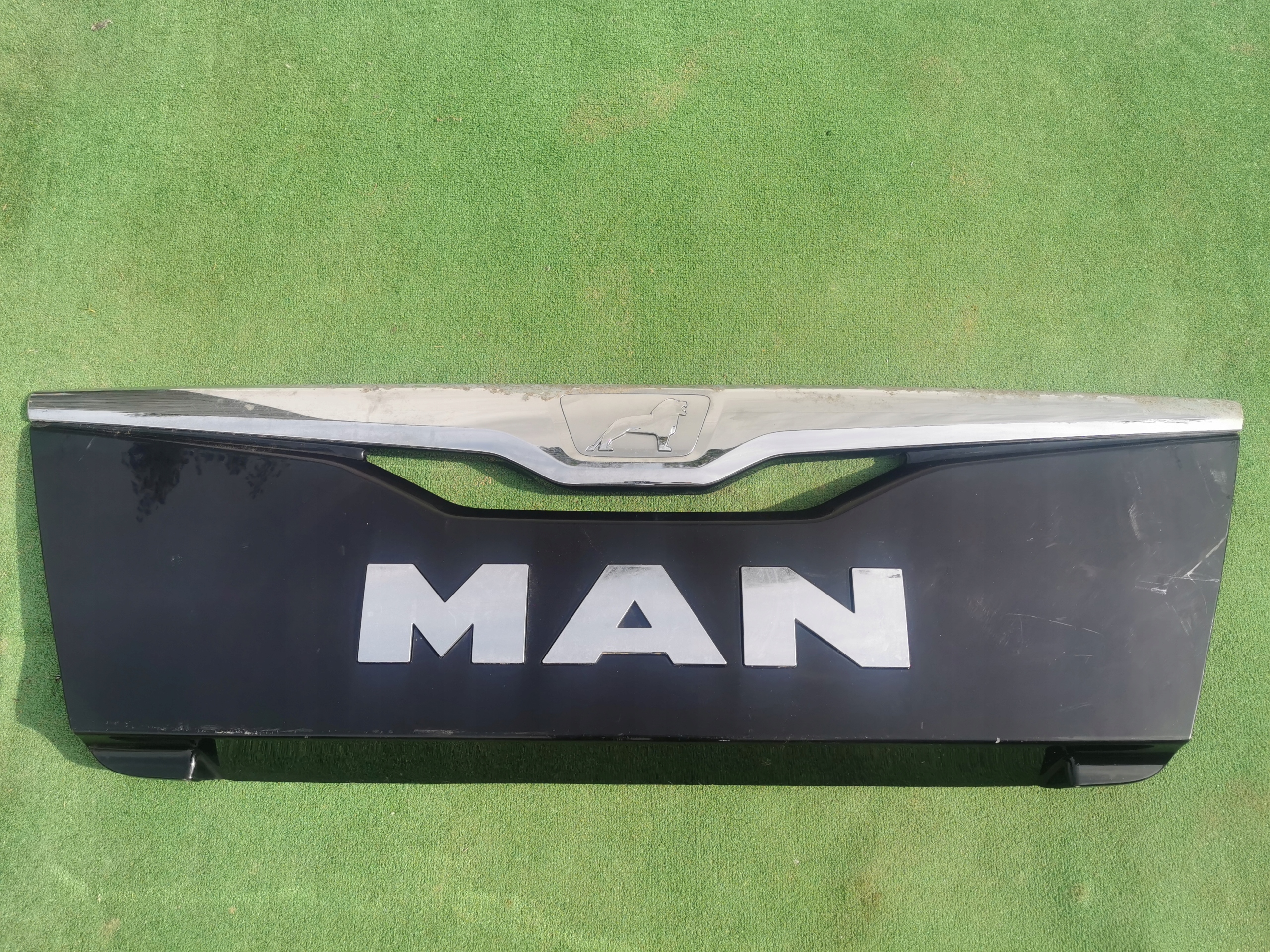 GRILL ATRAPA MASKA MAN TGX EURO 6 LIFT