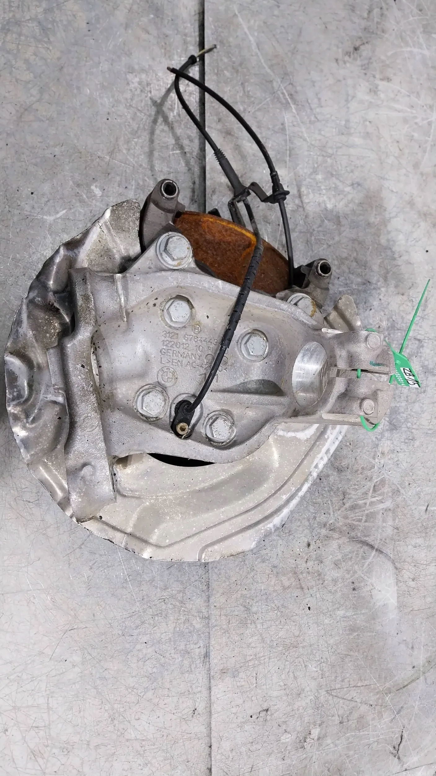 MOZZO FUSELLO PERNO MOZZO SINISTRA ANTERIORE 6764443 BMW 1 E87 E81 3 E90 E91 E92 E93