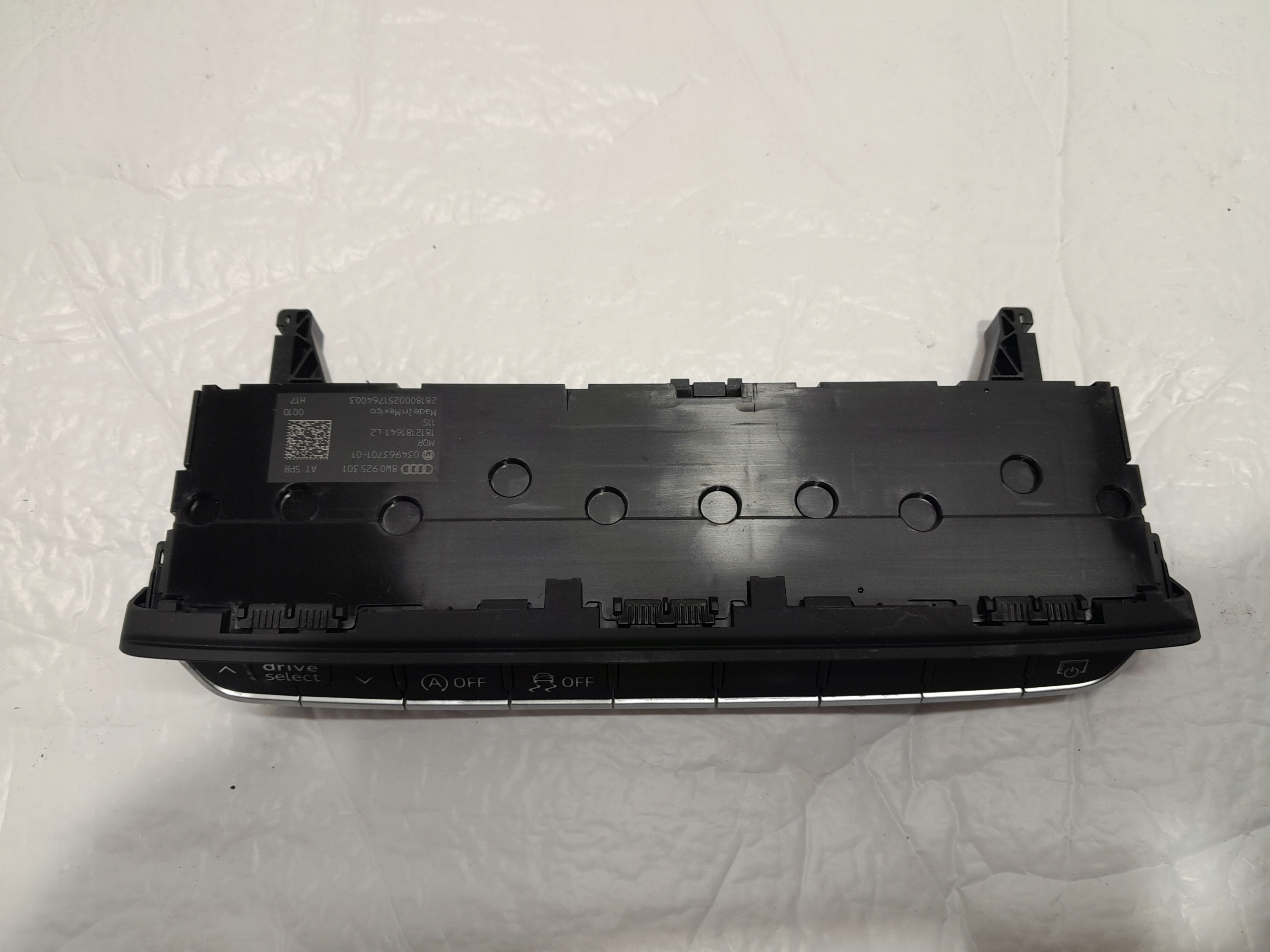 AUDI A4 B9 LIFT PANEL controls 8W0925301AT