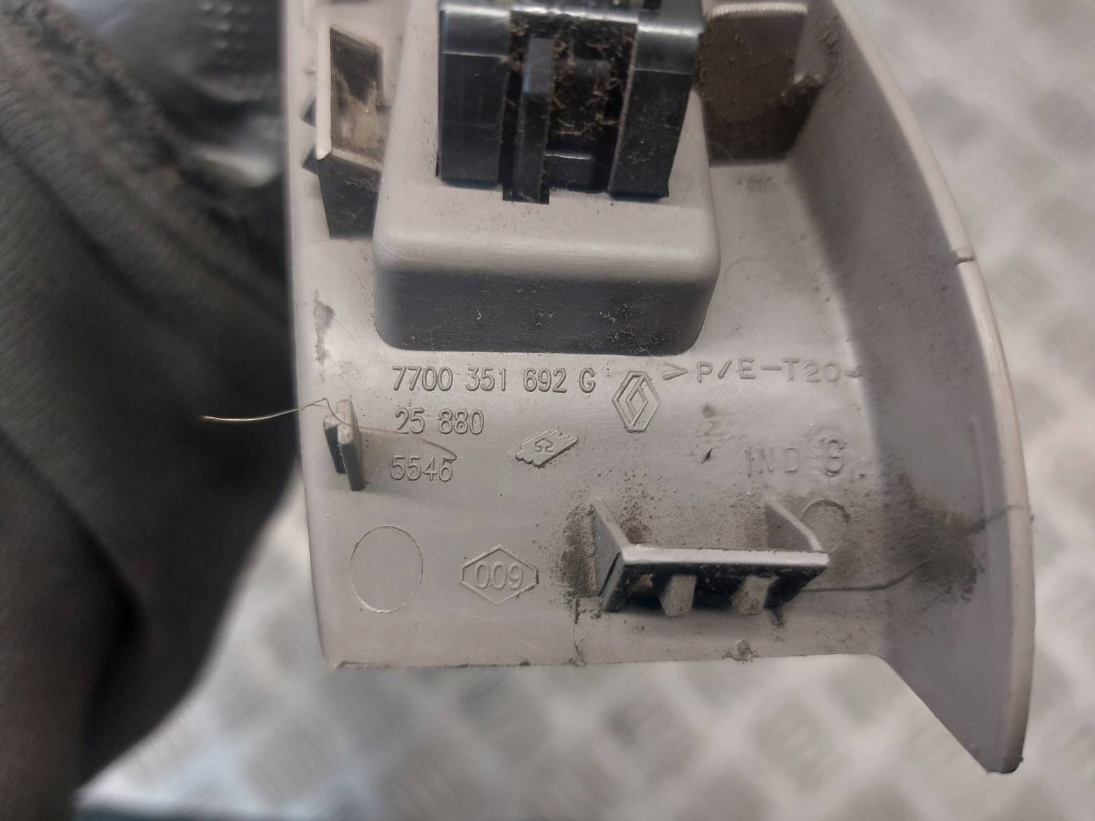 switch windows right front OPEL MOVANO A 7700351692G