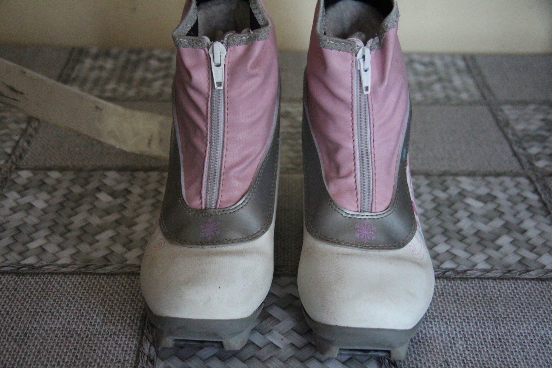 ROSSIGNOL NNN - ROZ.34/21,5CM - OCIEPLONE Model BIEGOWE