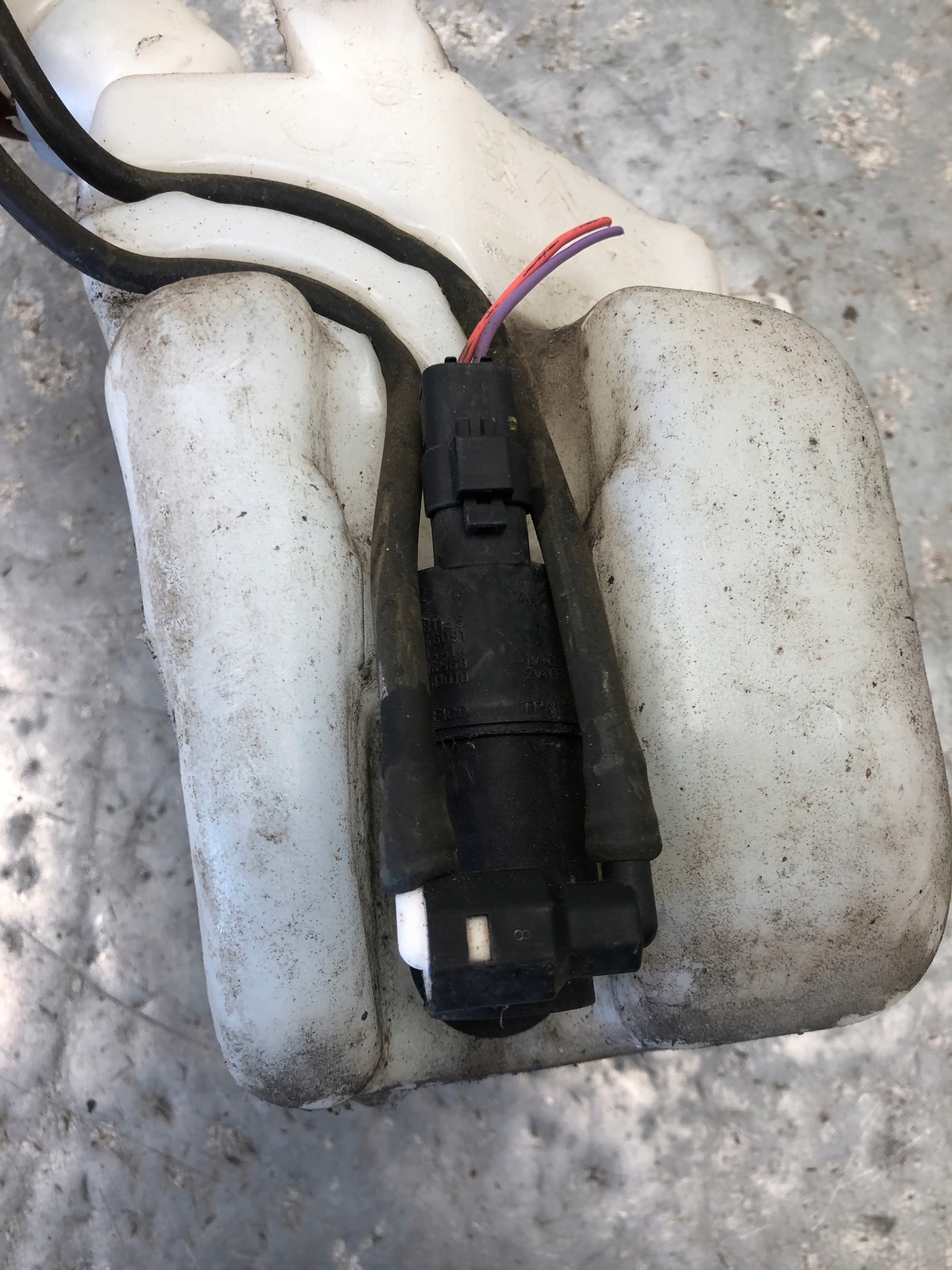 washer fluid tank PEUGEOT 207 9648337580