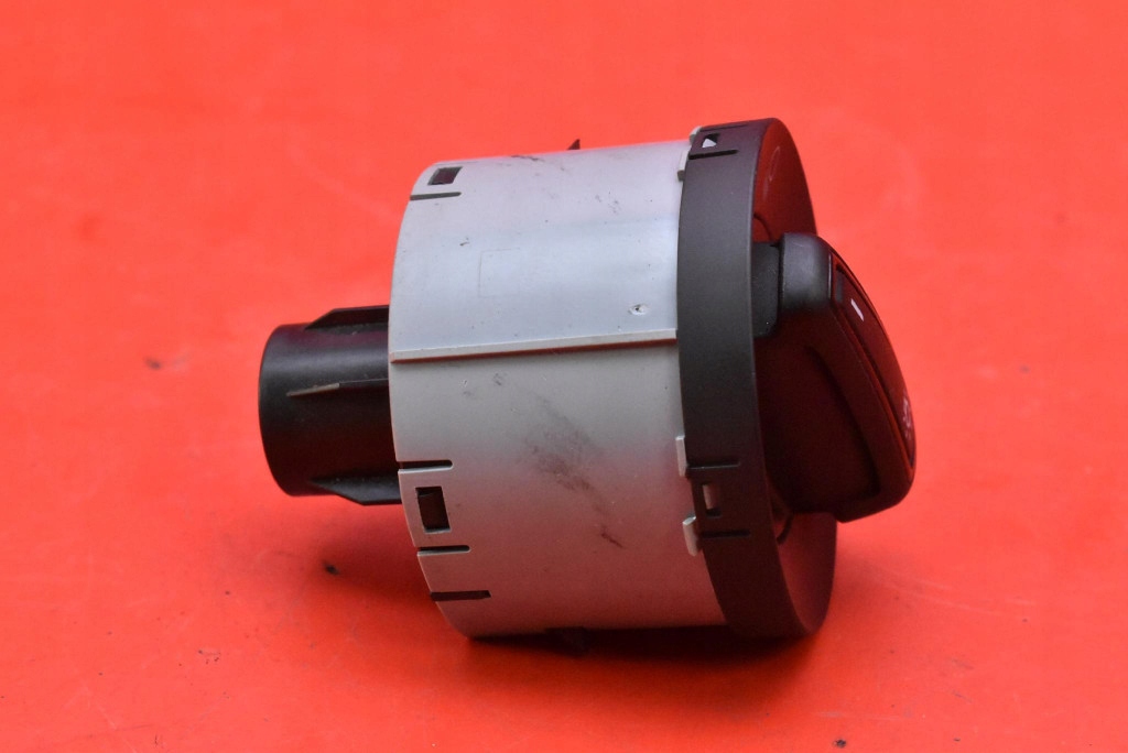 interruttore Interruttore comando luci SKODA OCTAVIA 3 III LIFT 17-20