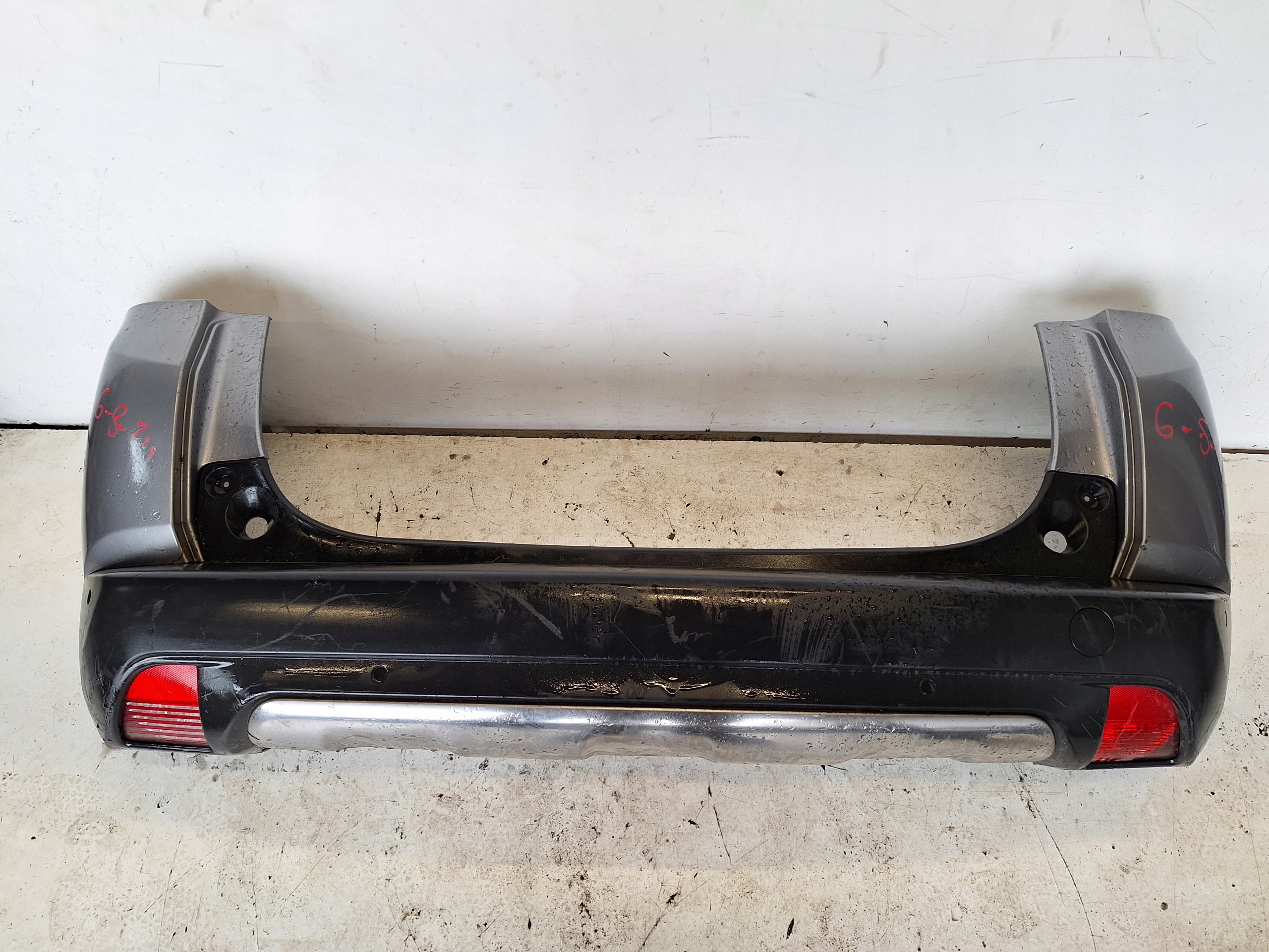 PEUGEOT 2008 and 12-16 bumper rear part + PDC