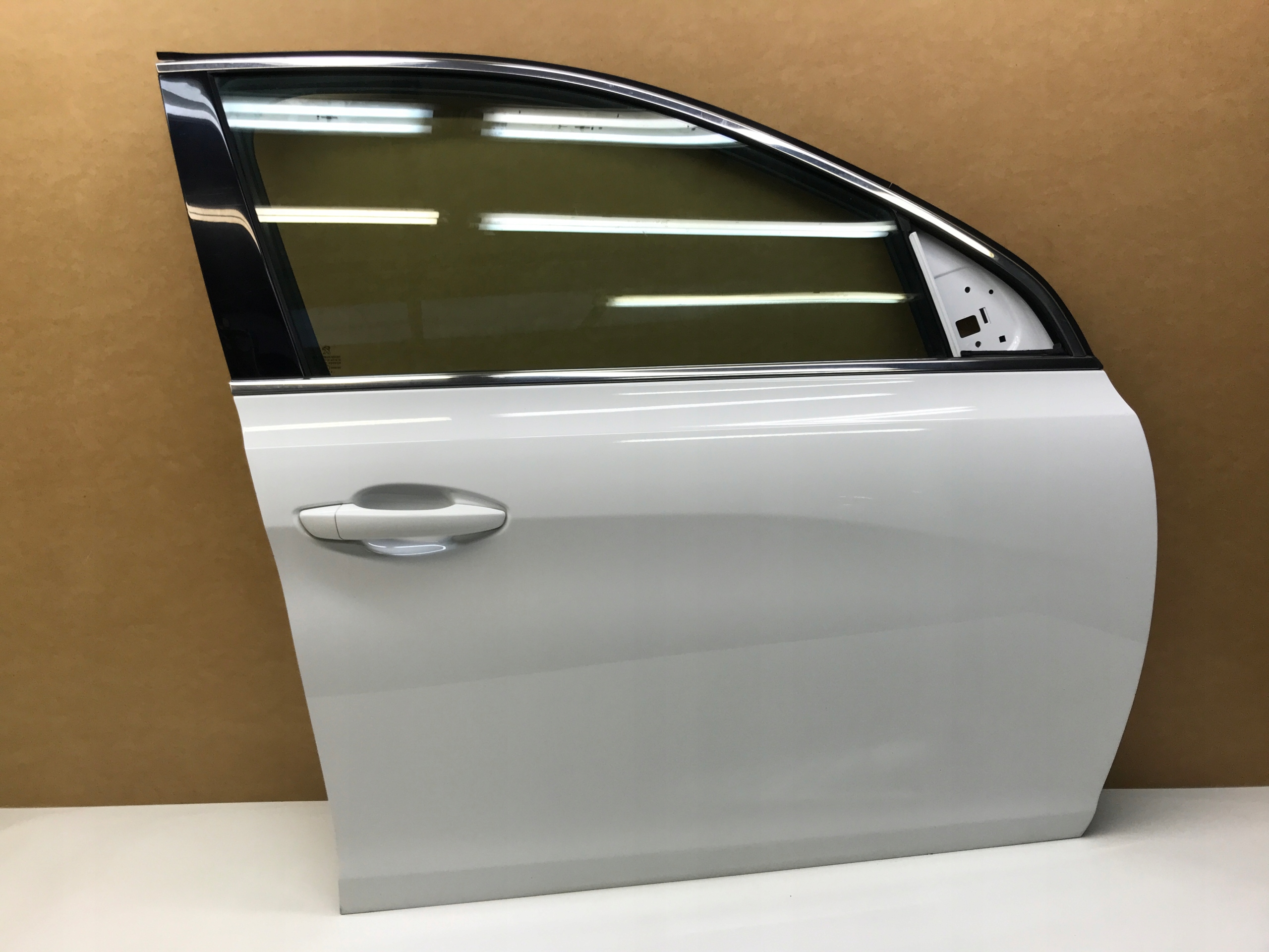 PEUGEOT 308 T9 II DRZWI PRAWE PRZEDNIE EWPB