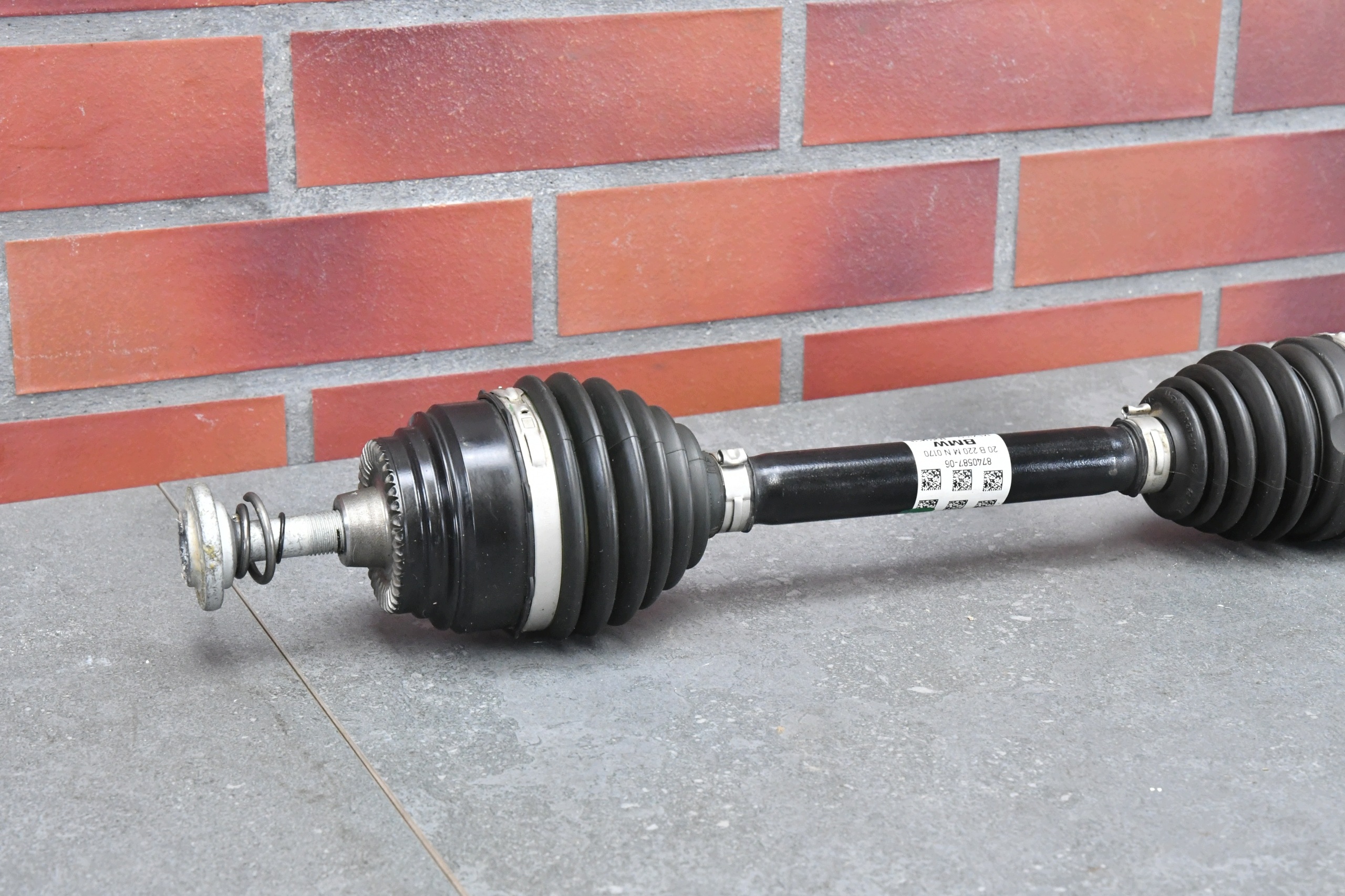 swing left front shock absorber left semi-axis left BMW 2 G42 4x4 M240iX