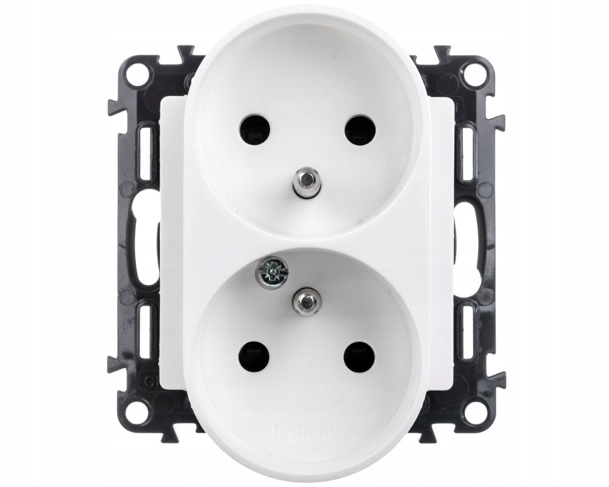 

Valena Life Gniazdo podwójne z/u białe 753190