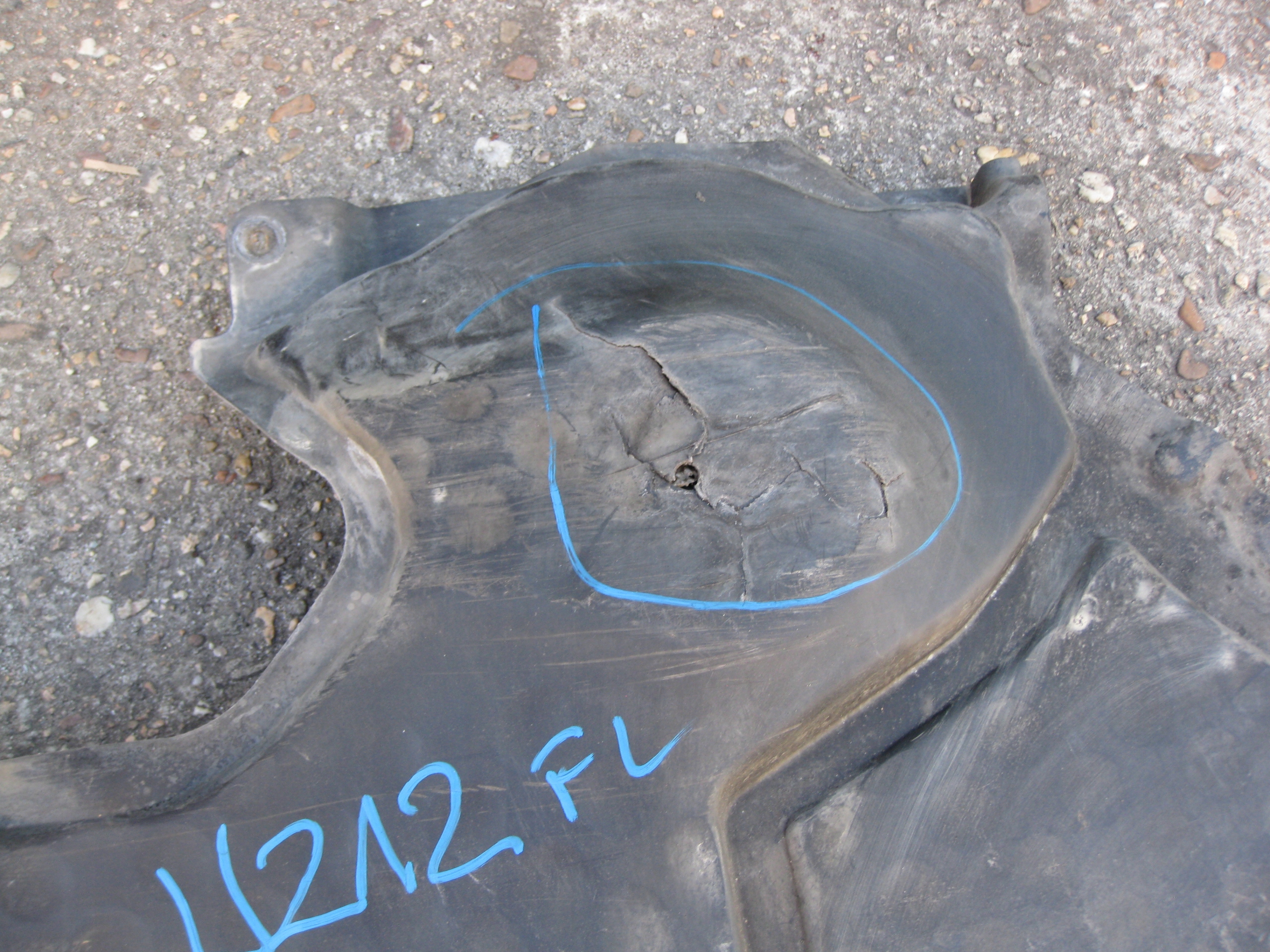 MERCEDES W212 LIFT E KLASA 13R cover below engine A2125241925