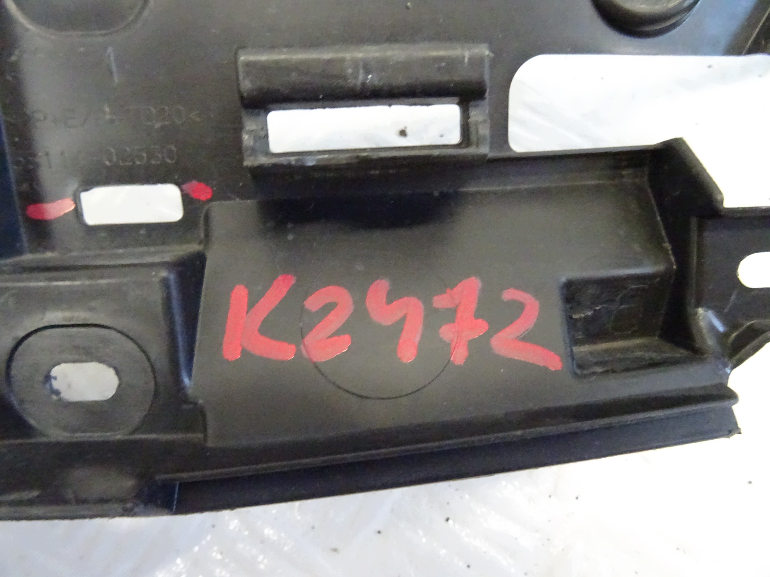 grill grille front front TOYOTA COROLLA E21 53114-02530