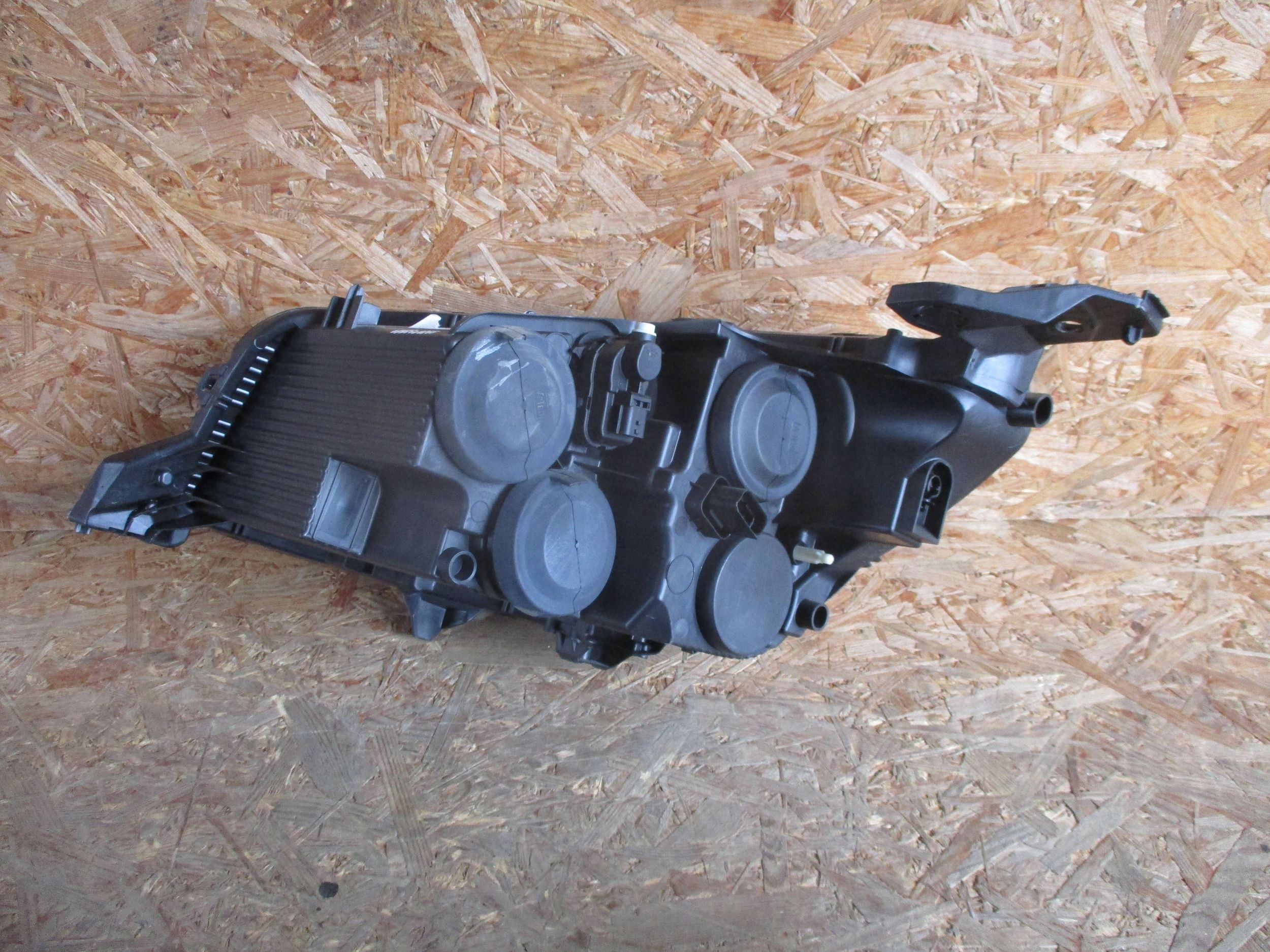 light front front right PEUGEOT 208 II ZWYKLA