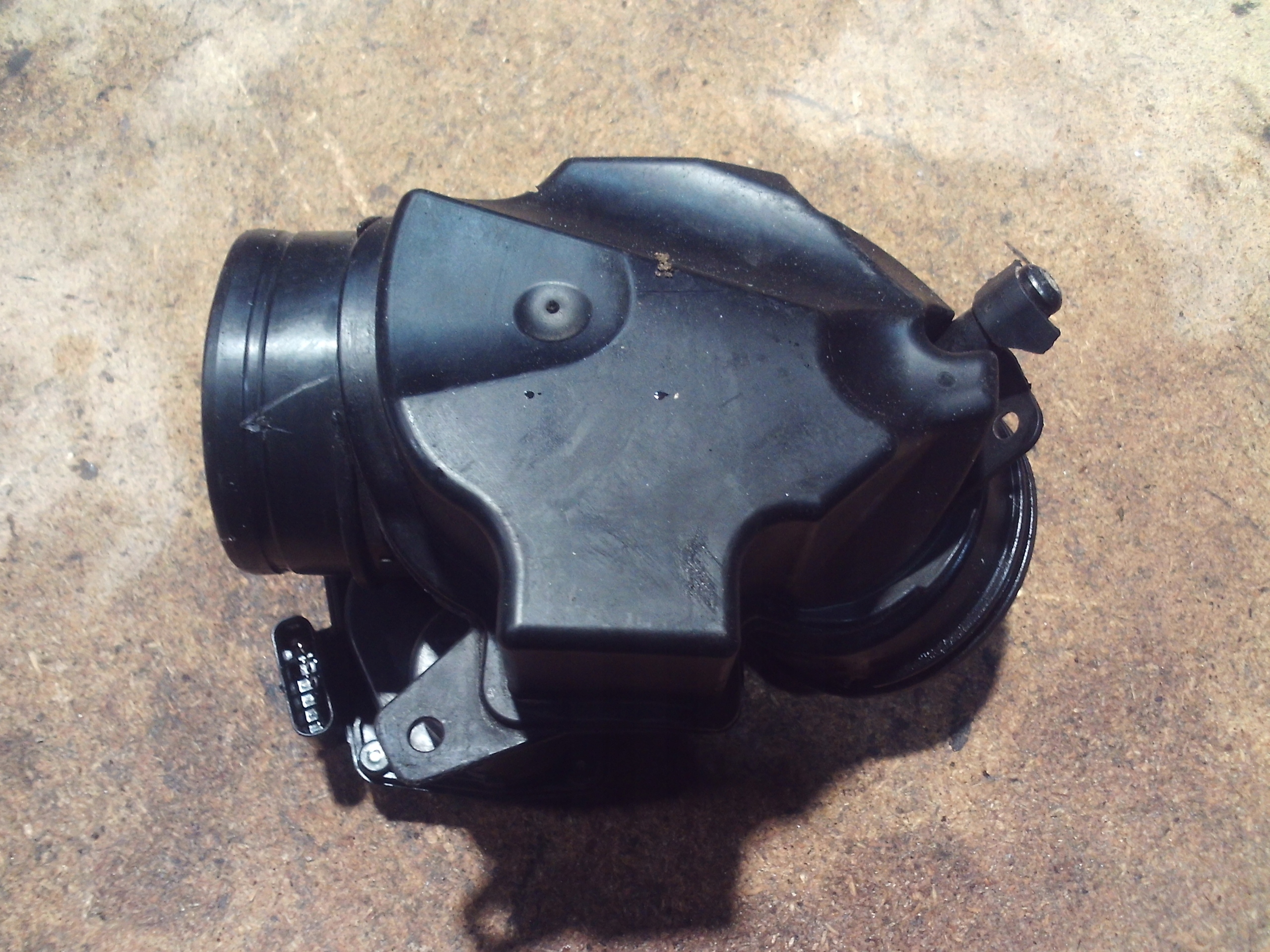 throttle flap VOLVO 32290142
