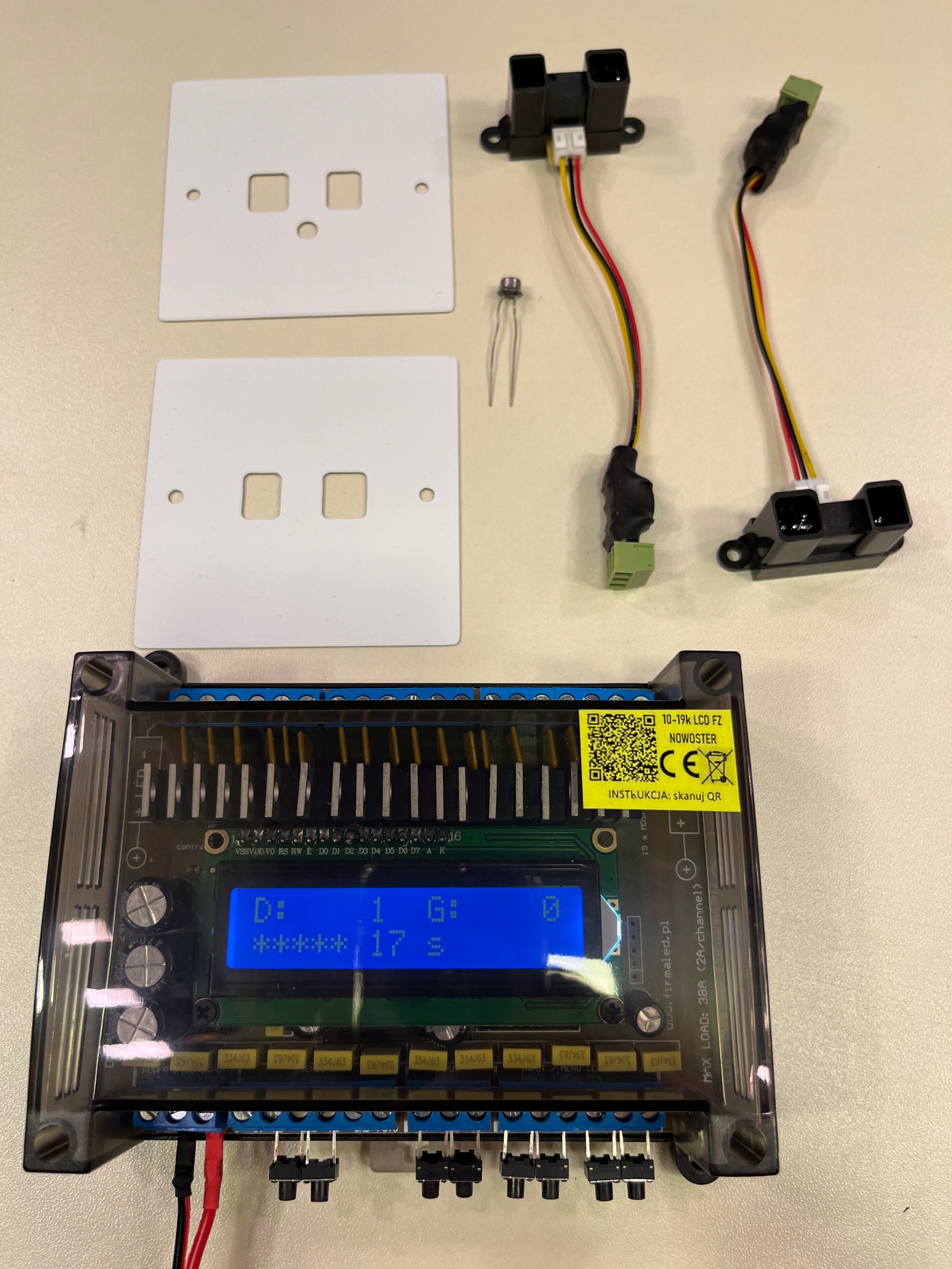 Sterownik schodowy LED czujki Sharp + maskownice