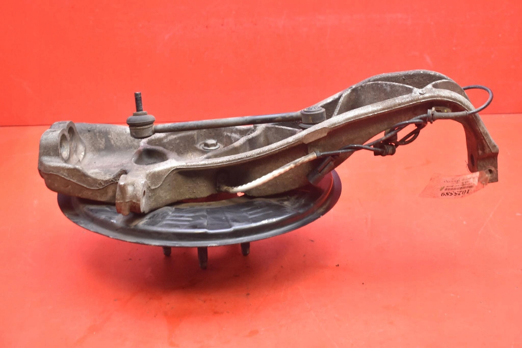 поворотный кулак 1030605-00-D tesla MODEL S P85D 12-20