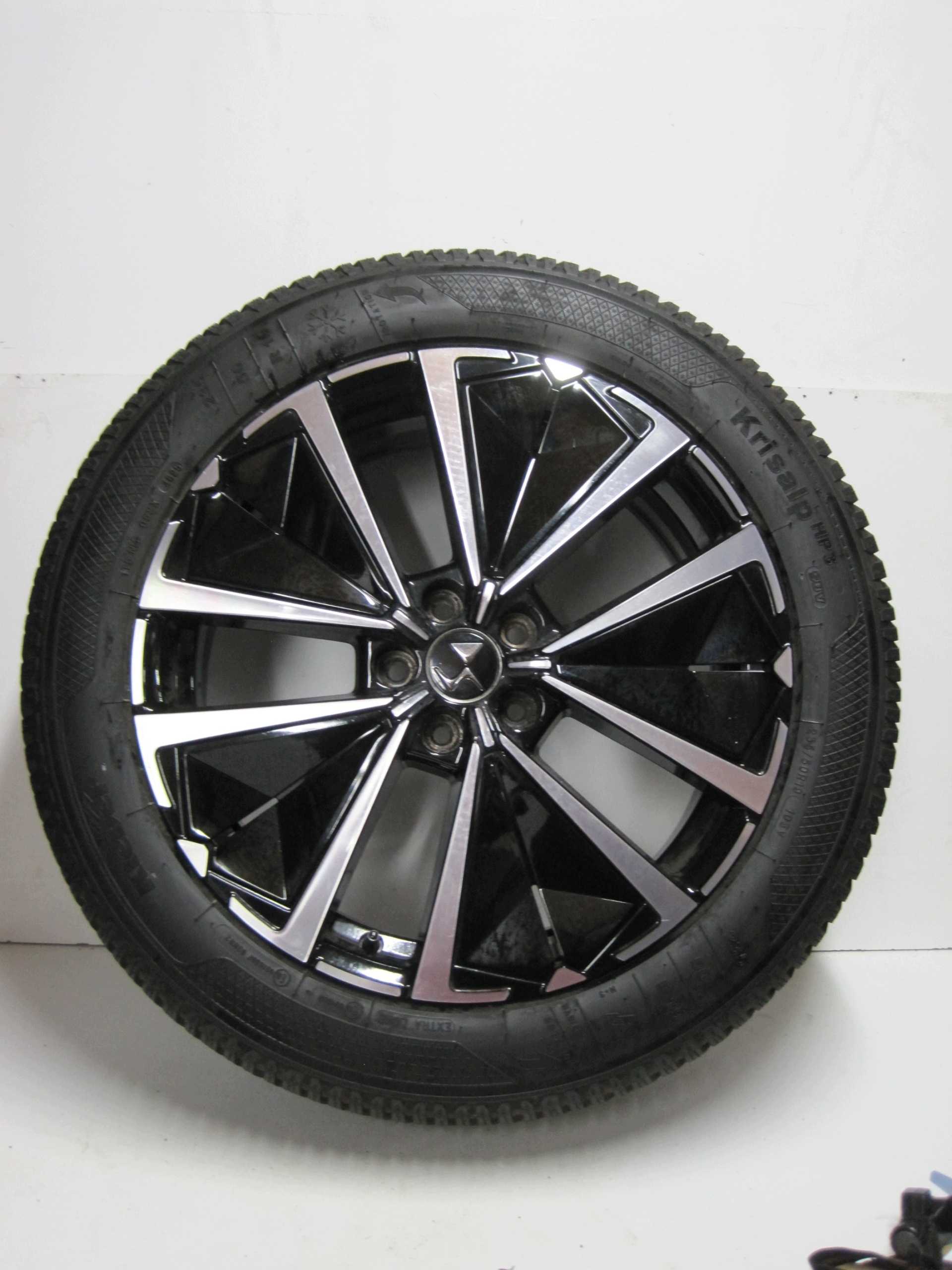 wheels discs tyres CITROEN DS7 R19 25R M+S