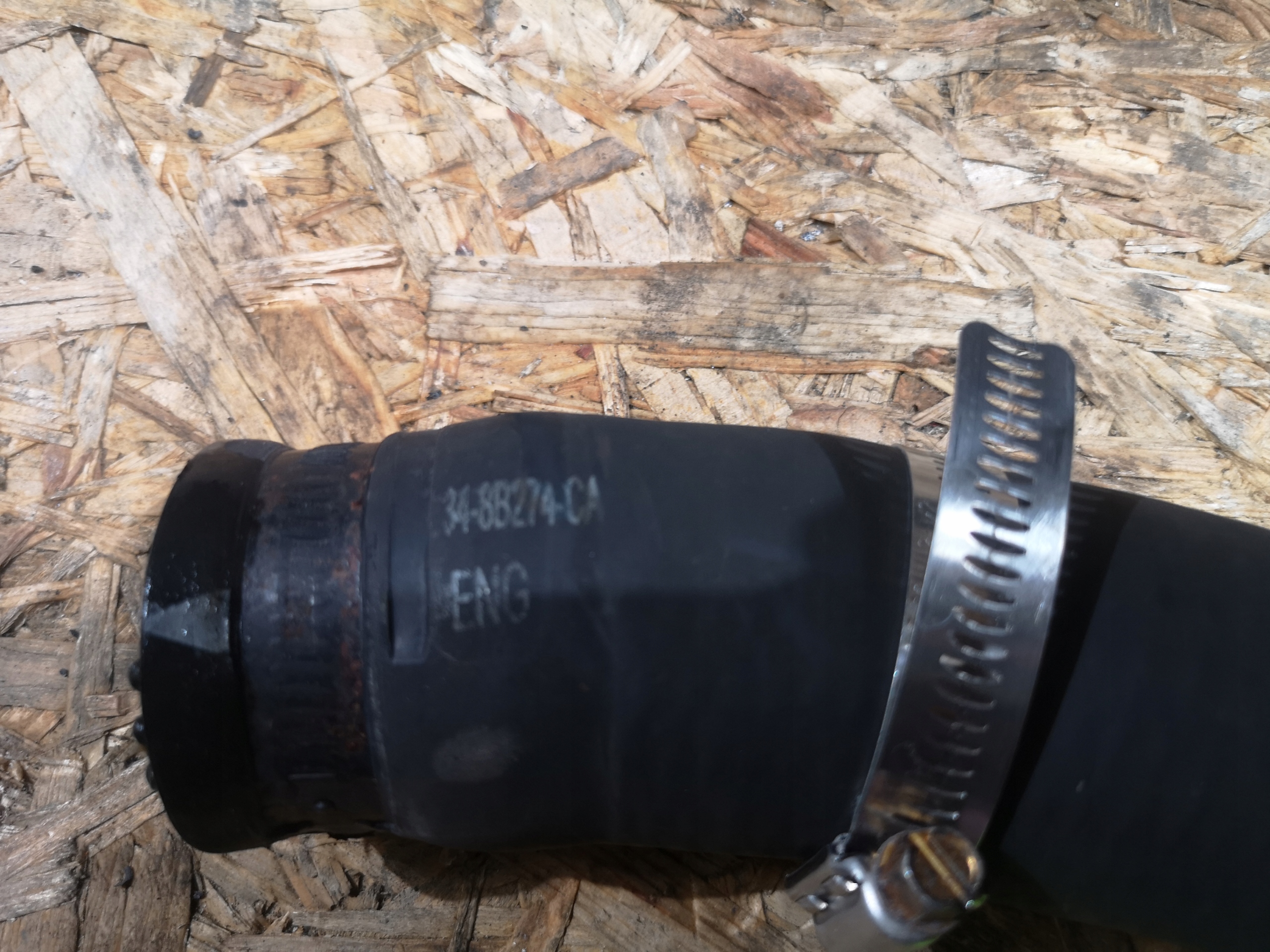 hose radiator upper Ford Expedition F150 5.4 07-14