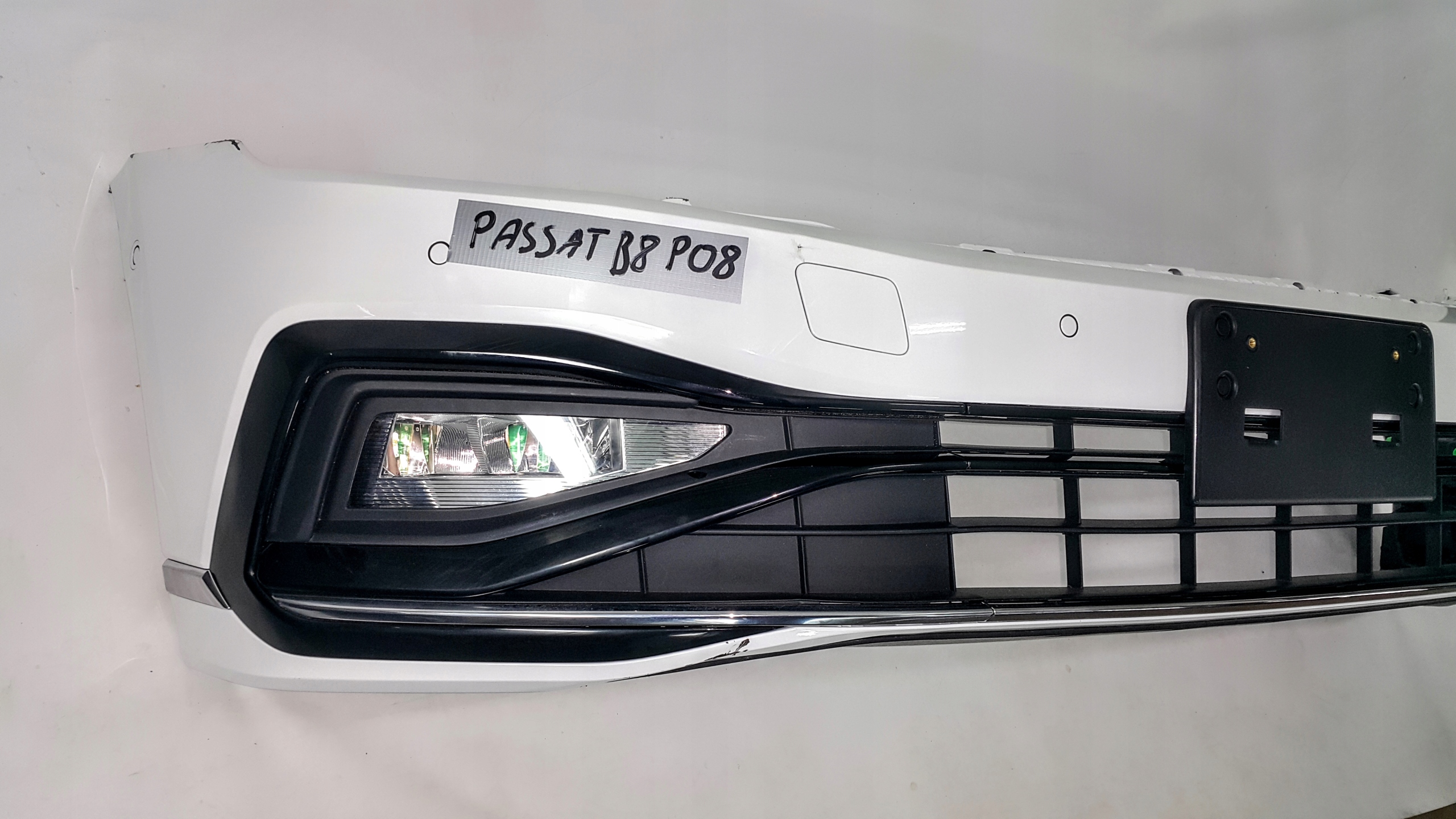 ZDERZAK PRZÓD PRZEDNI R-LINE LIFT VW PASSAT B8 KPL Producent części Volkswagen OE