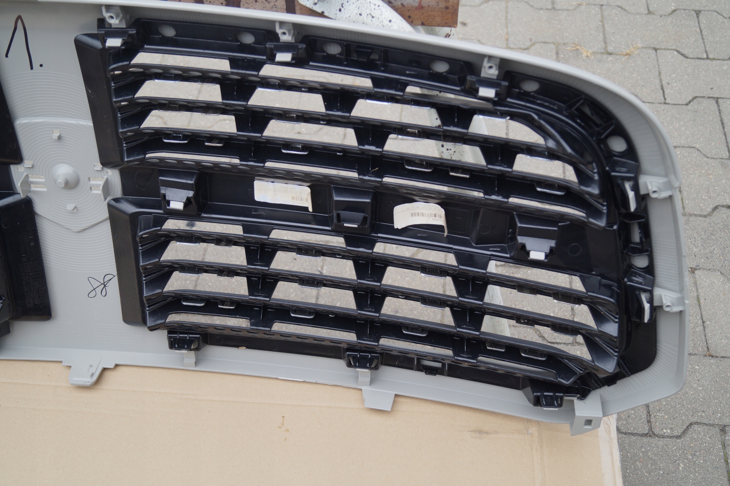 front PREKLADgrill grill front bumper DODGE RAM 1500 13DSAC0010B 13DS3B3010AC