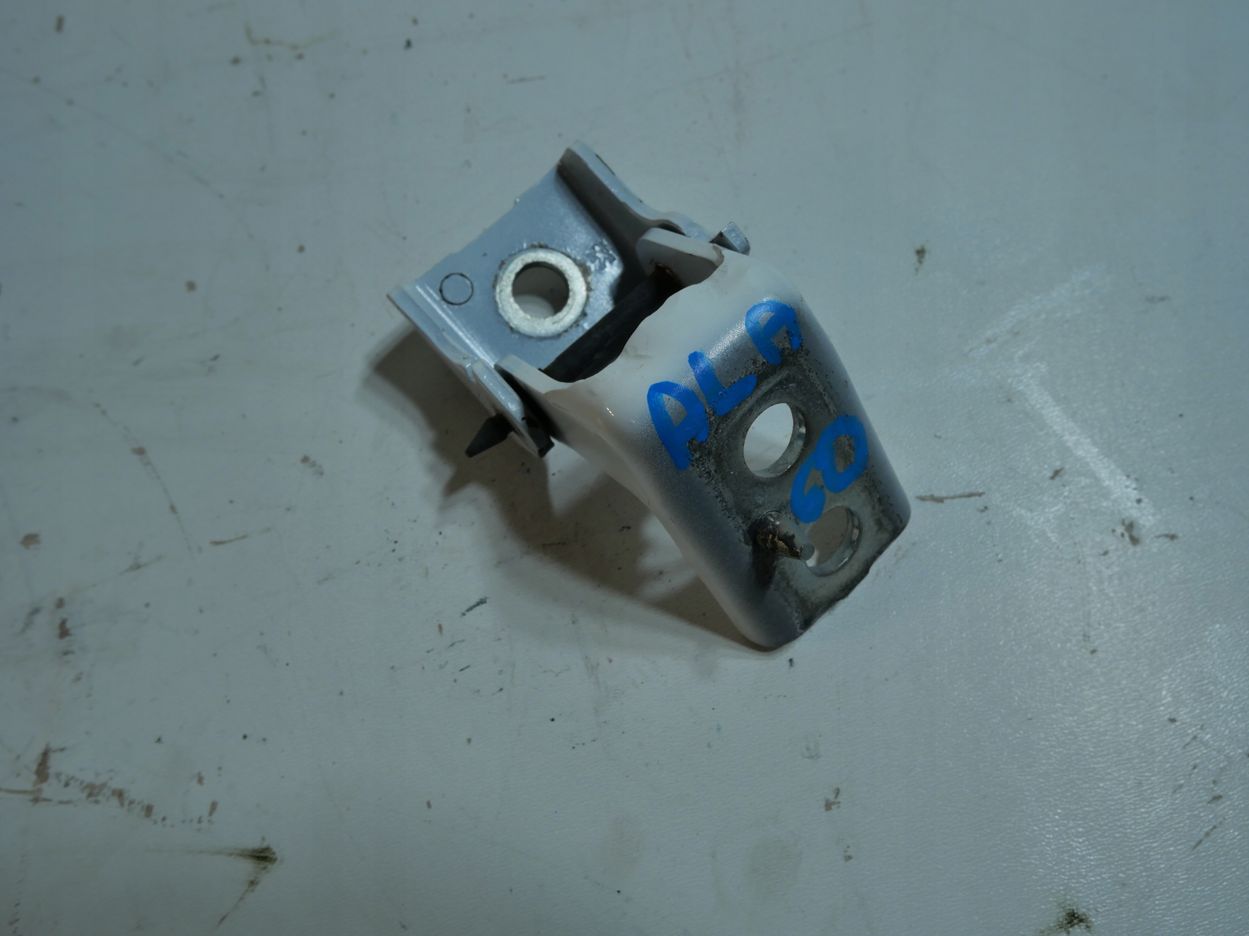 PEUGEOT 208 II hinge hinges door