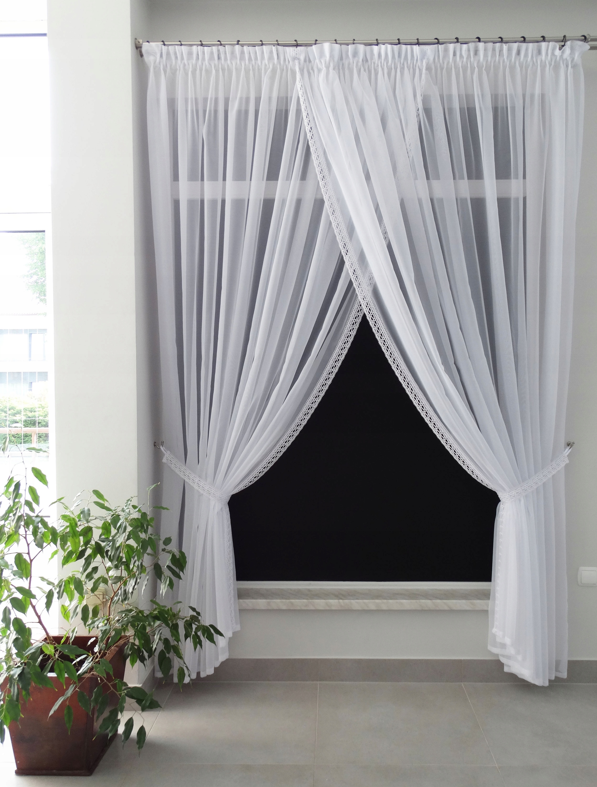 Mg Záclona voál guipure Bílý Balkon 450x250 cm