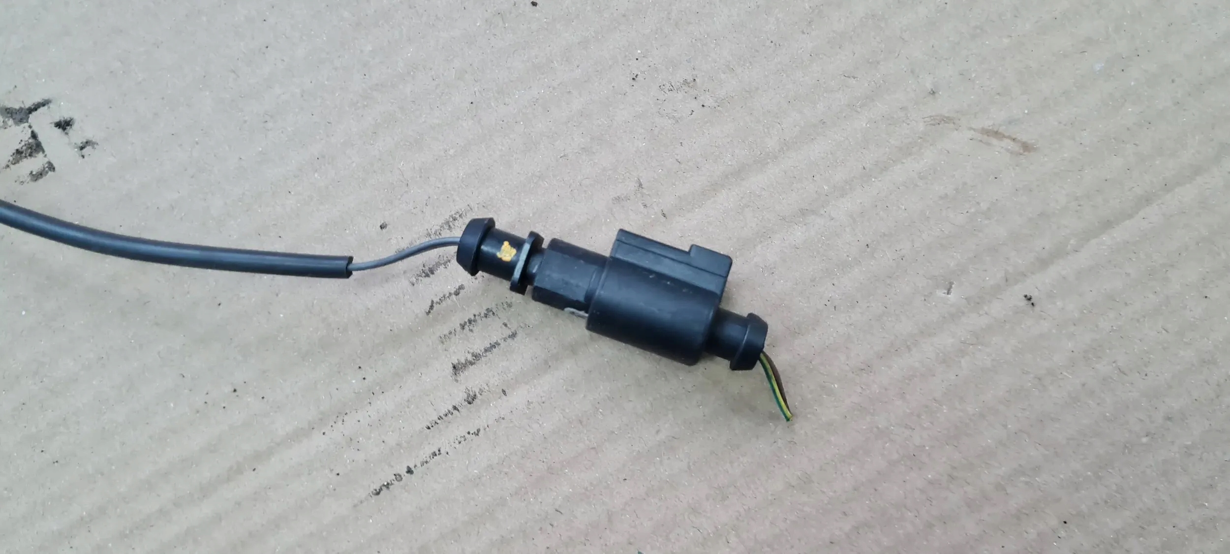 A6 C7 4G LIFT SENSOR TEMPERATURY GASE 3.0 TDI 4M0906088N