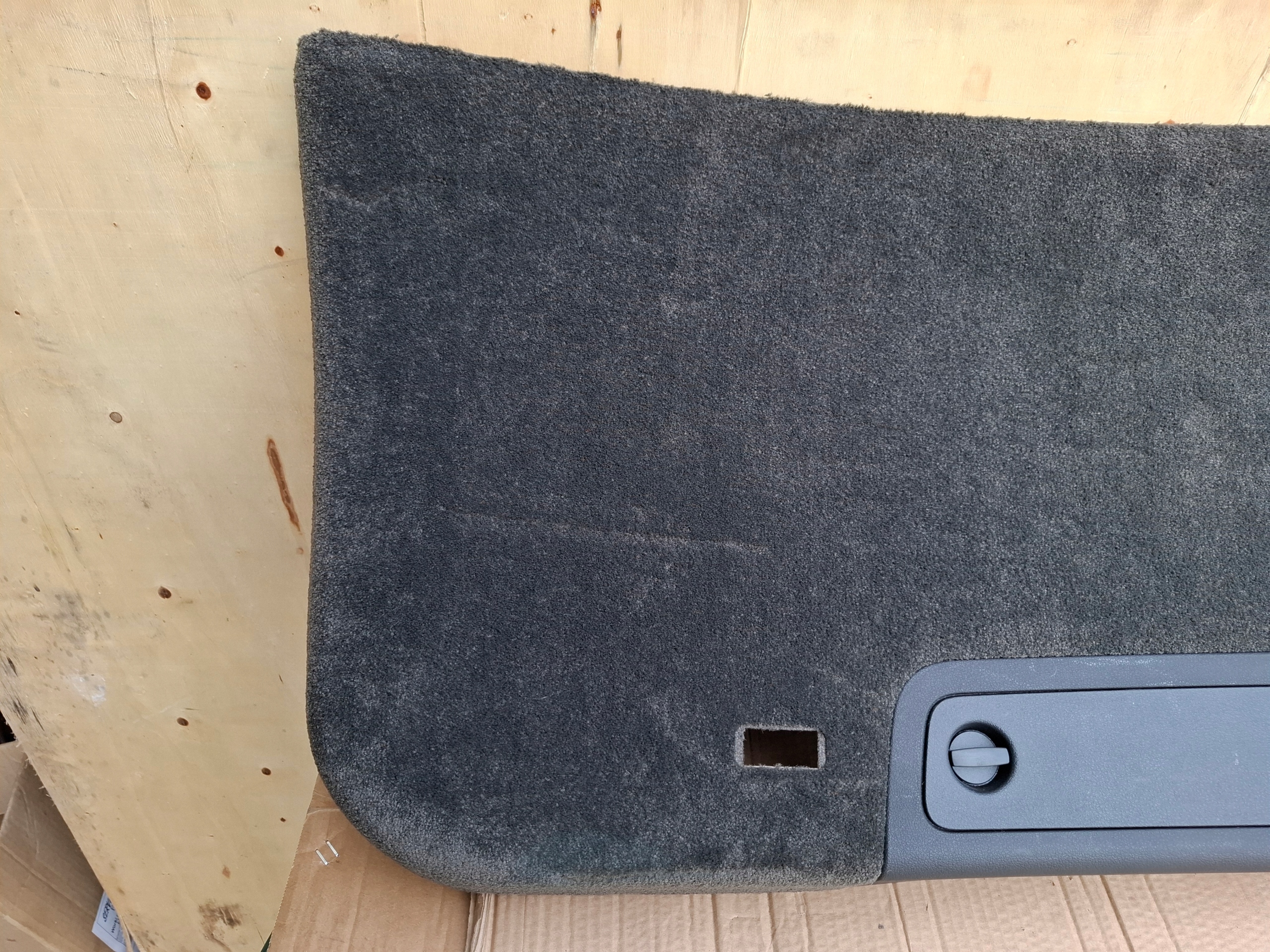 upholstery bonnet rear part BENTLEY BENTAYGA 17r