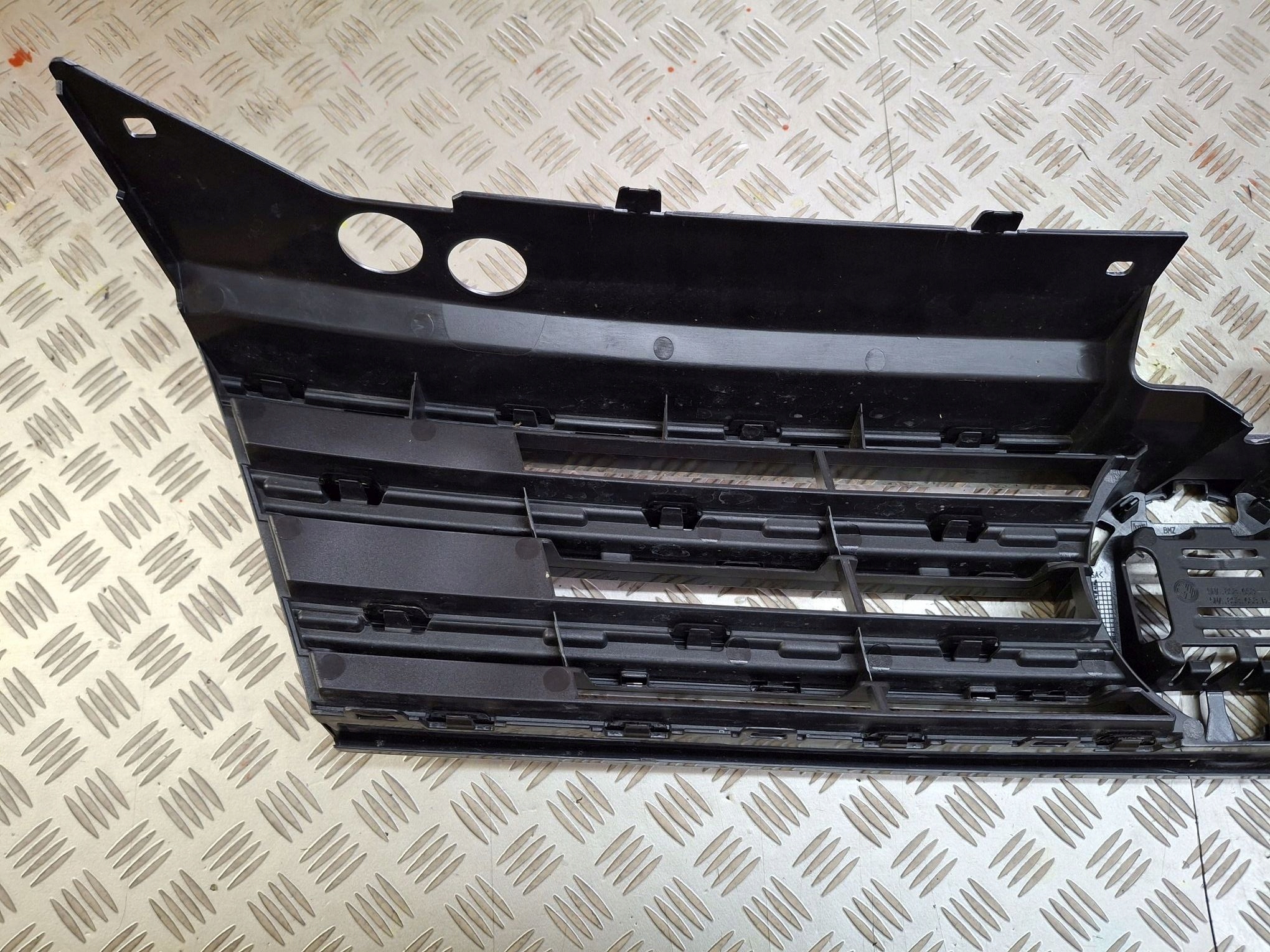 Grill Grill VW TIGUAN II 2015R->