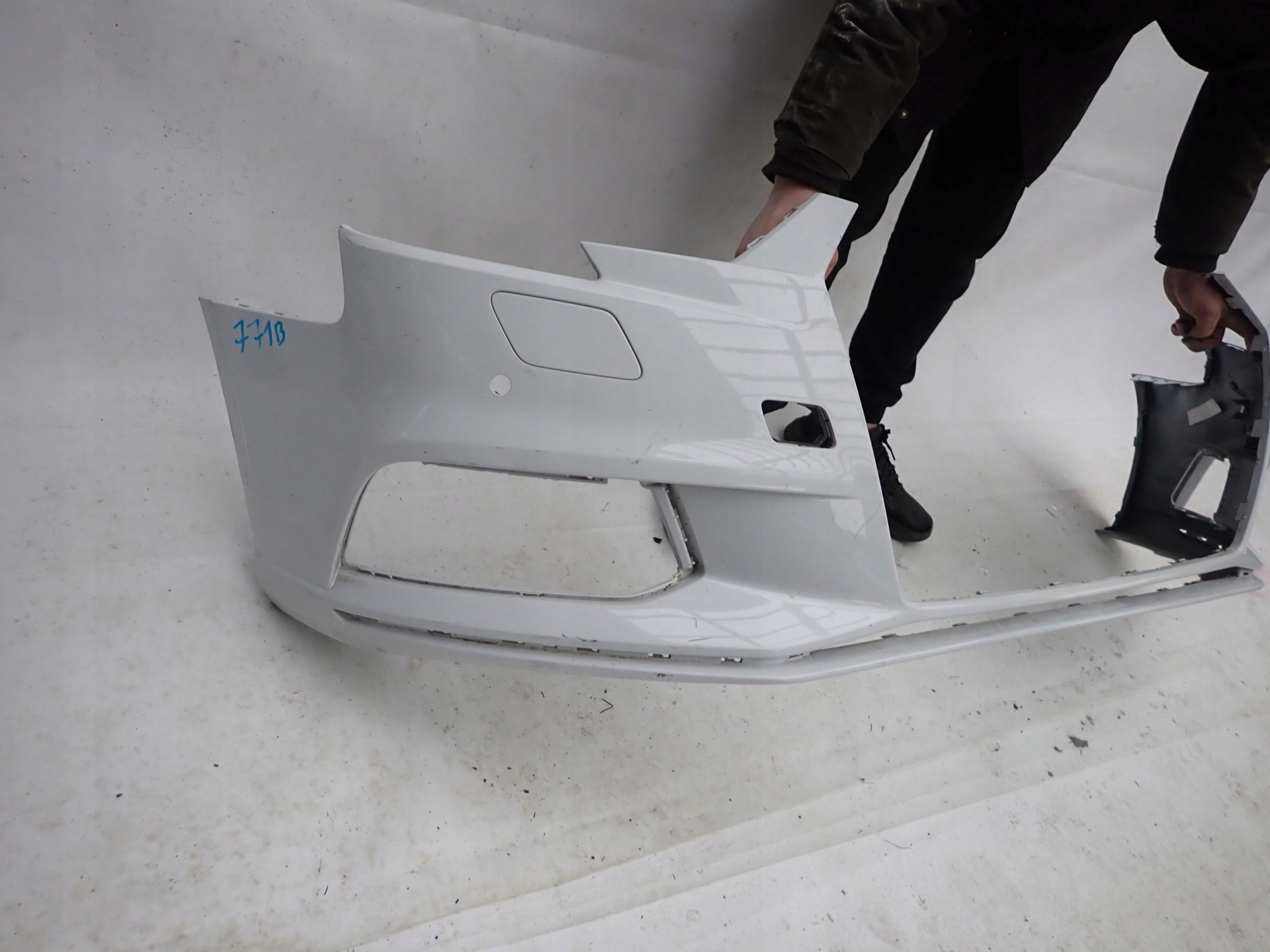 AUDI A3 8V5 LIFT sedan bumper front SPR PDC